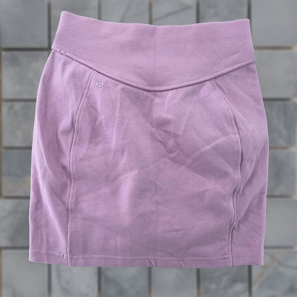Lululemon Lululemon Skirt Womens XS Purple Lilac Mini Cotton Blend Ribbed Waist Athleisure Purple Logo Size 26" / US 2 / IT 38 - 1 Thumbnail