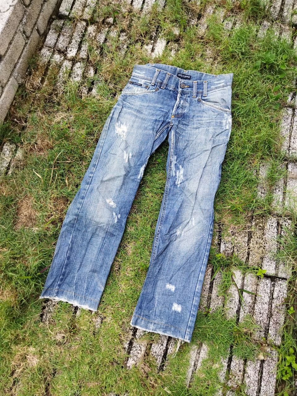 Dolce & Gabbana Vintage Dolce & Gabbana Distressed Look Jeans Size US 32 / EU 48 - 1 Thumbnail