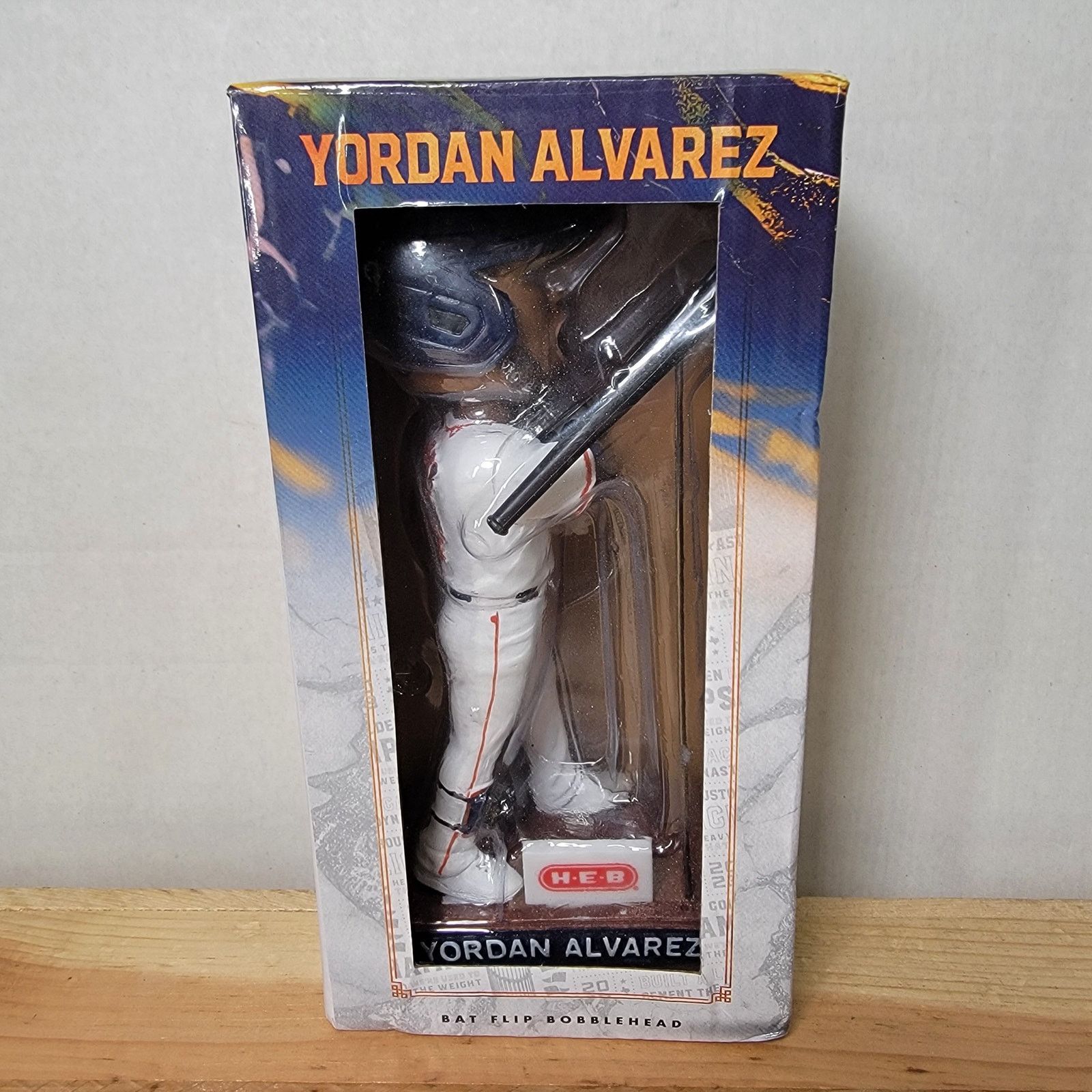 Other Houston Astros X HEB Bat Flip Bobblehead Yordan Alvarez -NEW Size ONE SIZE - 1 Thumbnail