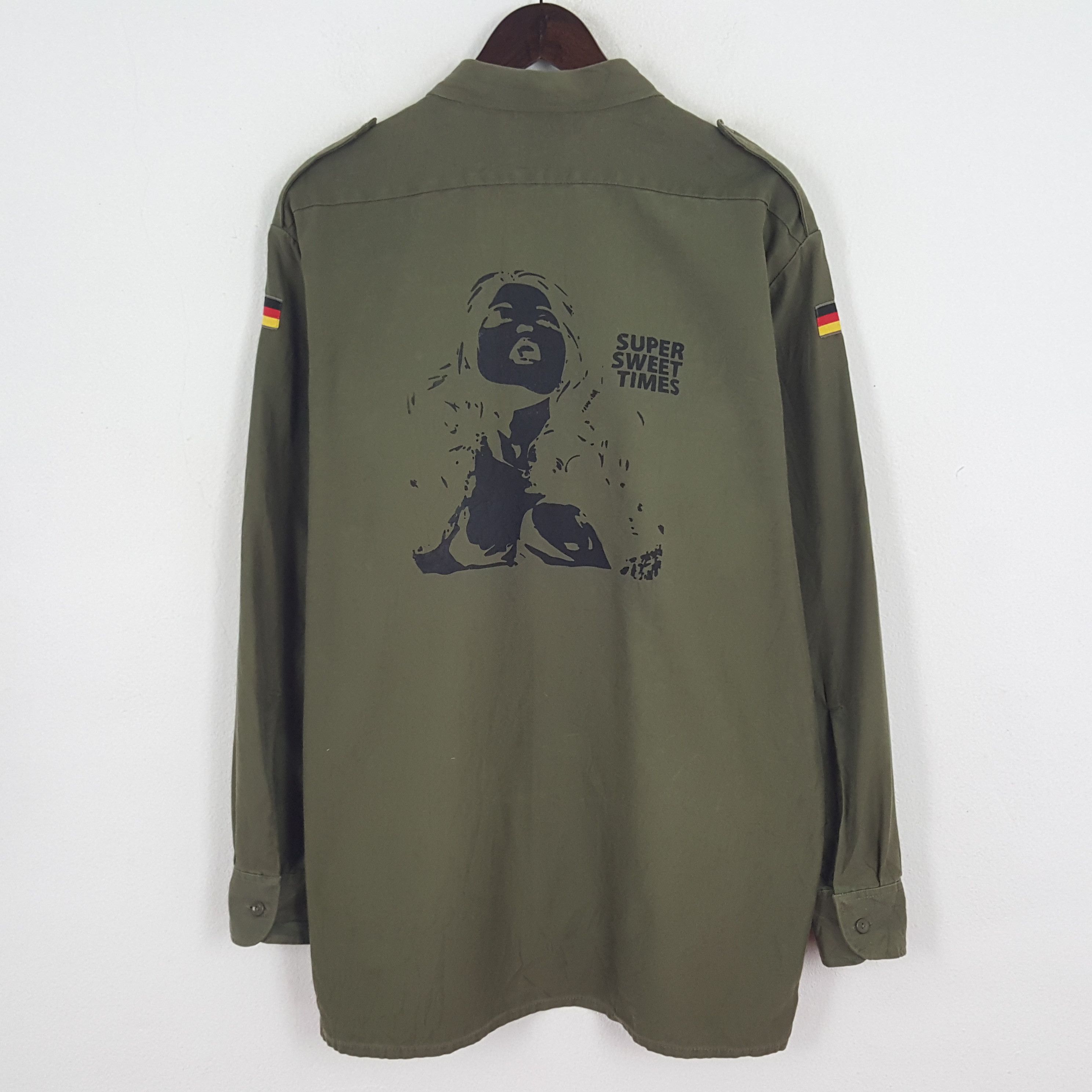 Japanese Brand Vintage Super Sweet Times Custom Art Button Up Shirt Size US L / EU 52-54 / 3 - 1 Thumbnail