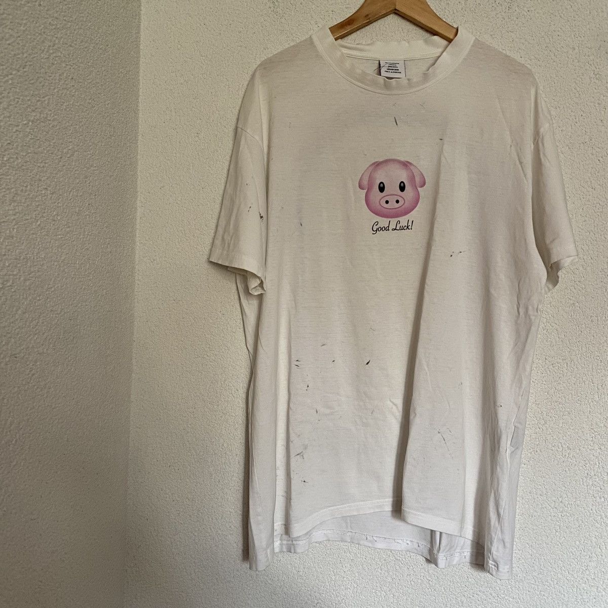 image of Vetements Lucky Pig Tee S/s 19 in White, Men's (Size XS)