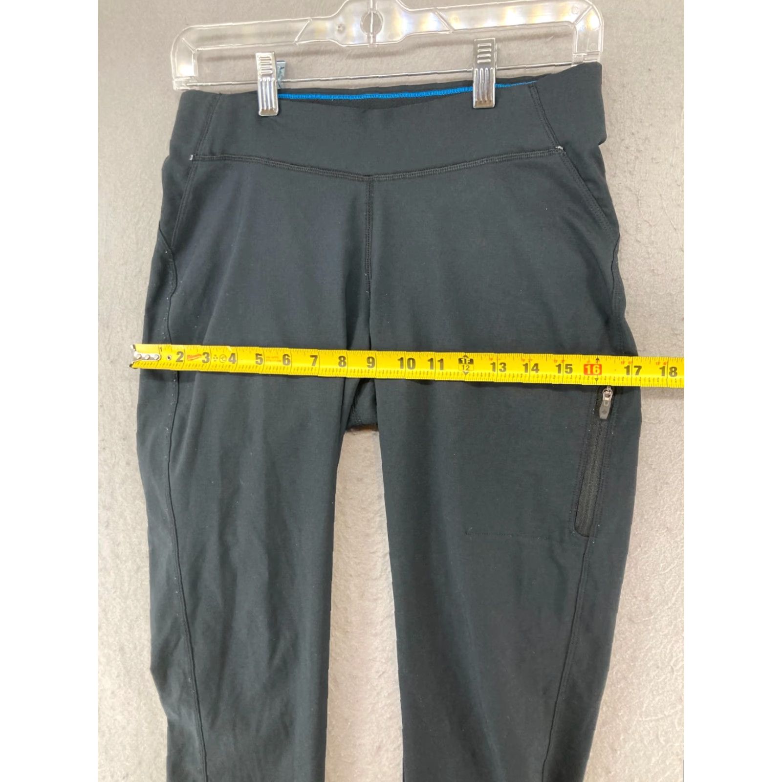 Vintage Columbia Womens Pants Small Black Omni-Shade Athletic Yoga Outdoor Size 28" / US 6 / IT 42 - 3 Thumbnail