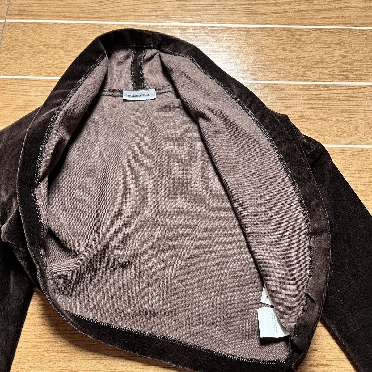 Romeo Gigli Vtg Romeo Gigli A/W 1989 Brown Velvet Cocoon Shrug Jacket Size M / US 6-8 / IT 42-44 - 6 Thumbnail