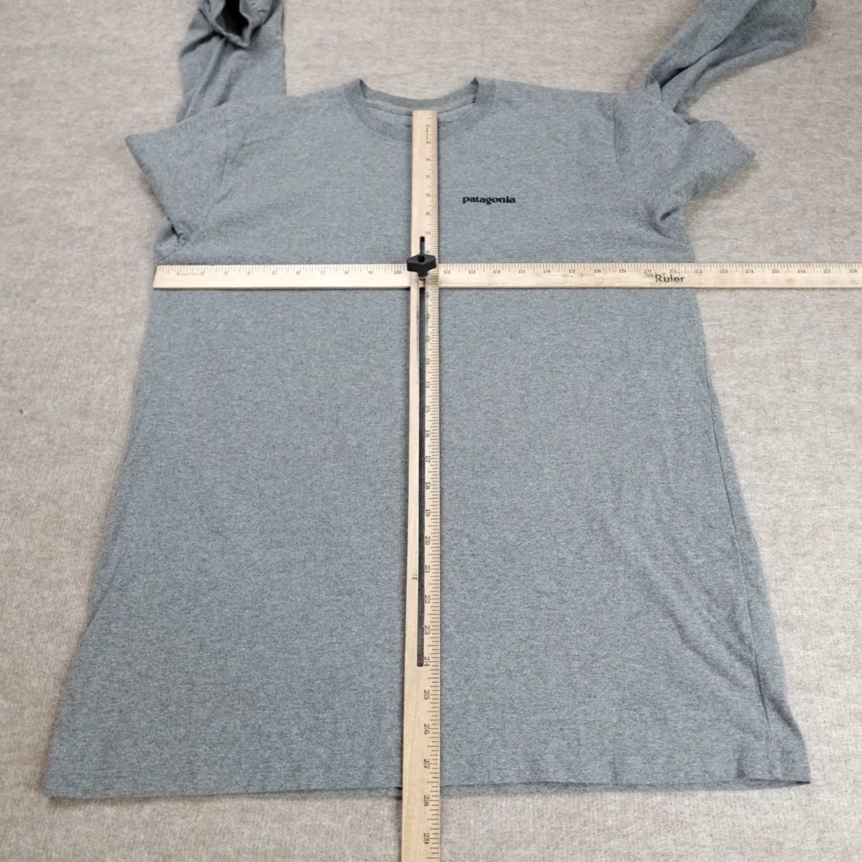 Patagonia Patagonia Shirt L Gray Double-Sided Long Sleeve Regular Fit Fitz Roy Size US L / EU 52-54 / 3 - 3 Thumbnail
