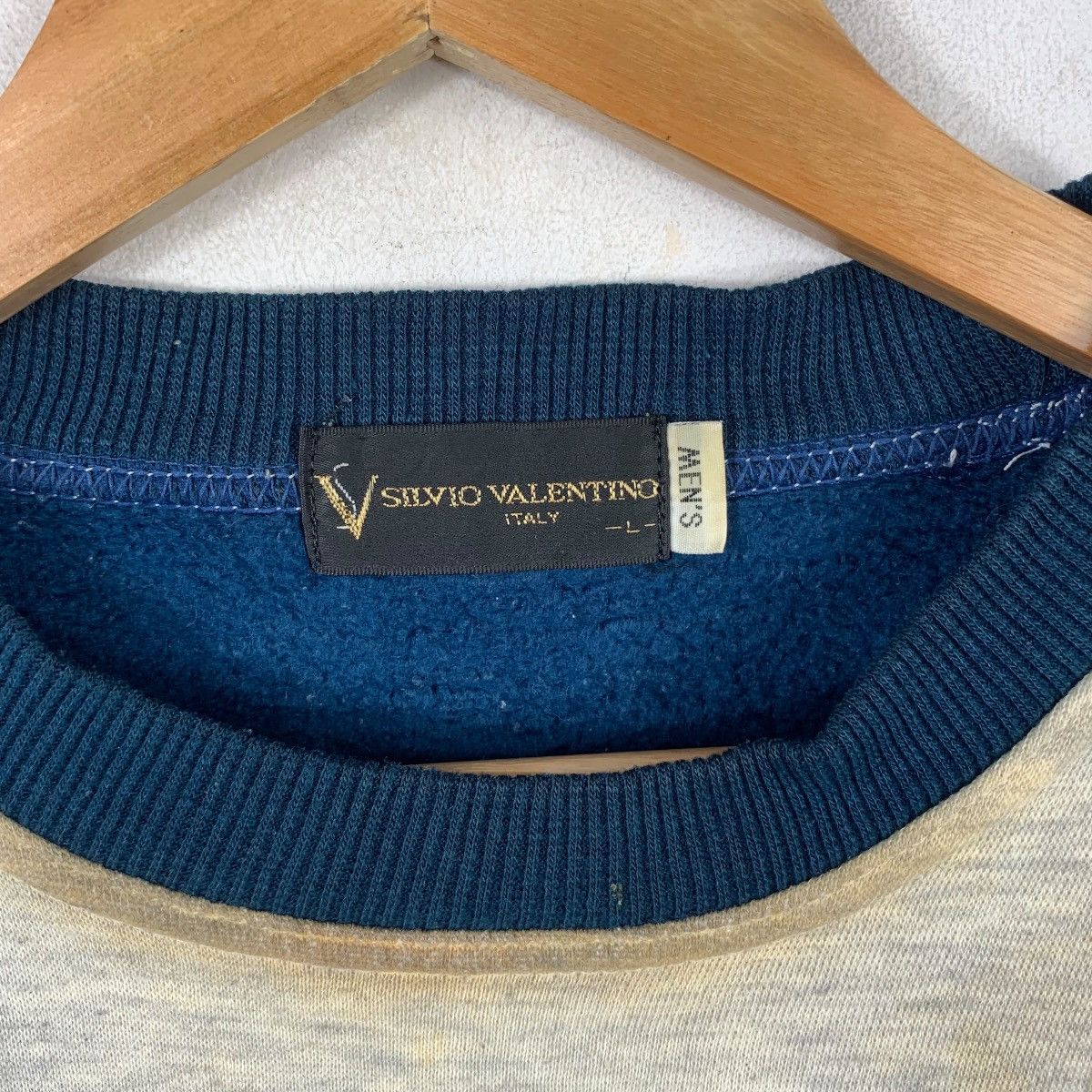 Vintage Vintage SILVIO VALENTINO ITALY Embroidered Logo Sweatshirt Size XL / US 12-14 / IT 48-50 - 8 Thumbnail