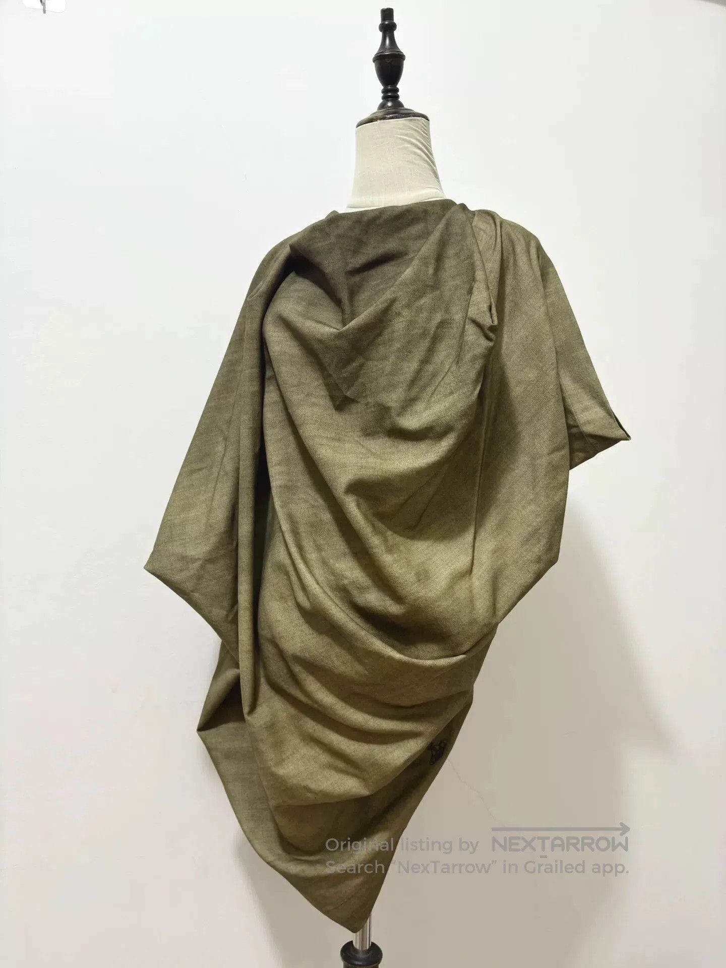 Vivienne Westwood vivienne westwood irregular cropped short sleeve top. Size M / US 6-8 / IT 42-44 - 2 Thumbnail