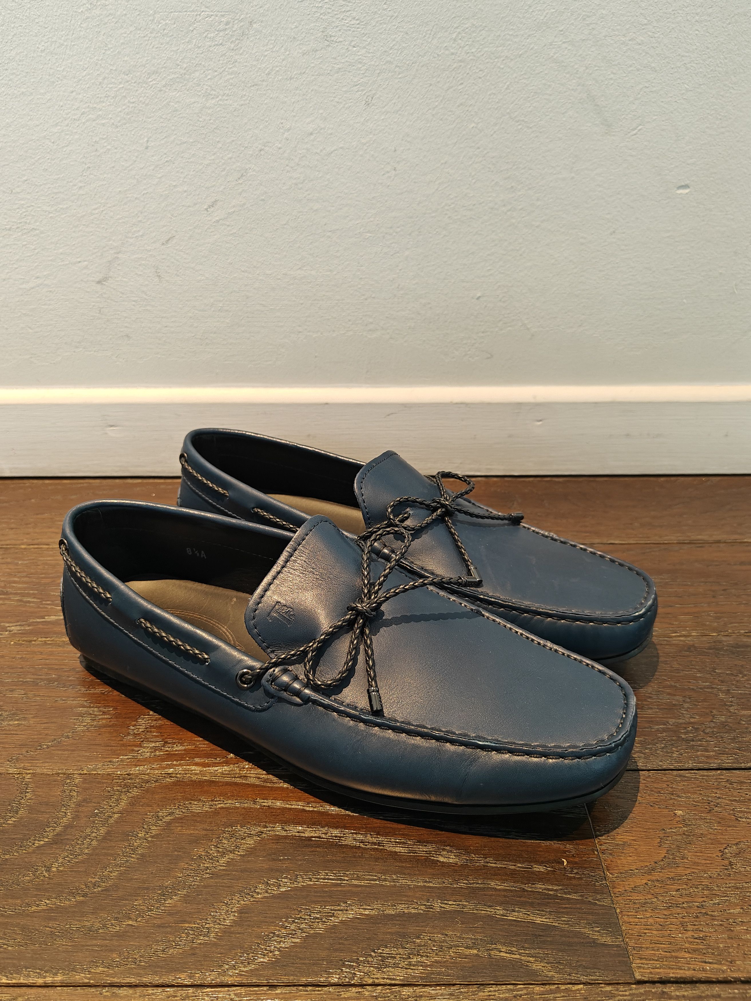Tod's Tod's Navy Leather Bow Slip On Loafers Gommino Size US 9.5 / EU 42-43 - 3 Thumbnail