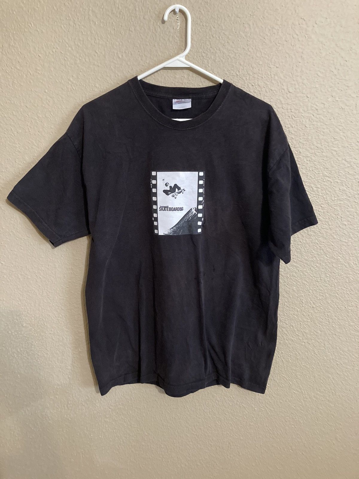Vintage Vintage TRANSWORLD SKATEBOARDING t shirt Mark Gonzales Size US L / EU 52-54 / 3 - 5 Thumbnail