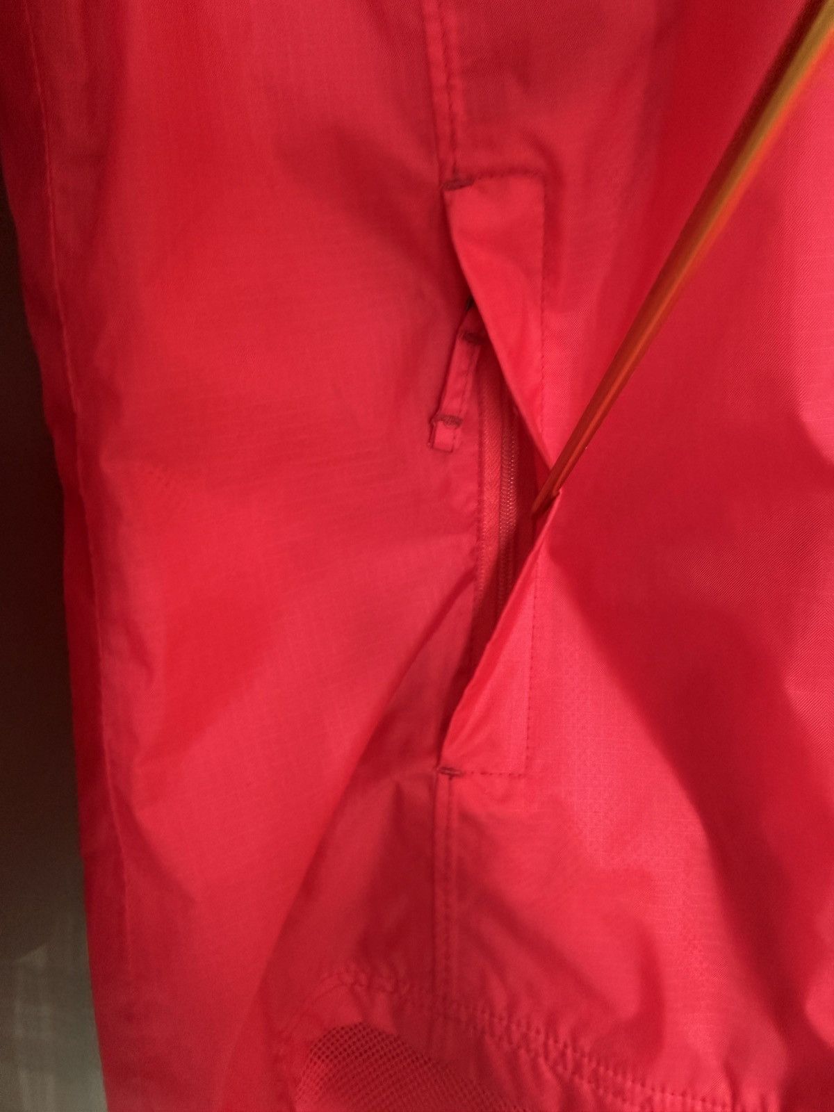 L.L. Bean L.L.Bean Women Red Nylon Lightweight Hooded Lined Win Size M / US 6-8 / IT 42-44 - 5 Thumbnail
