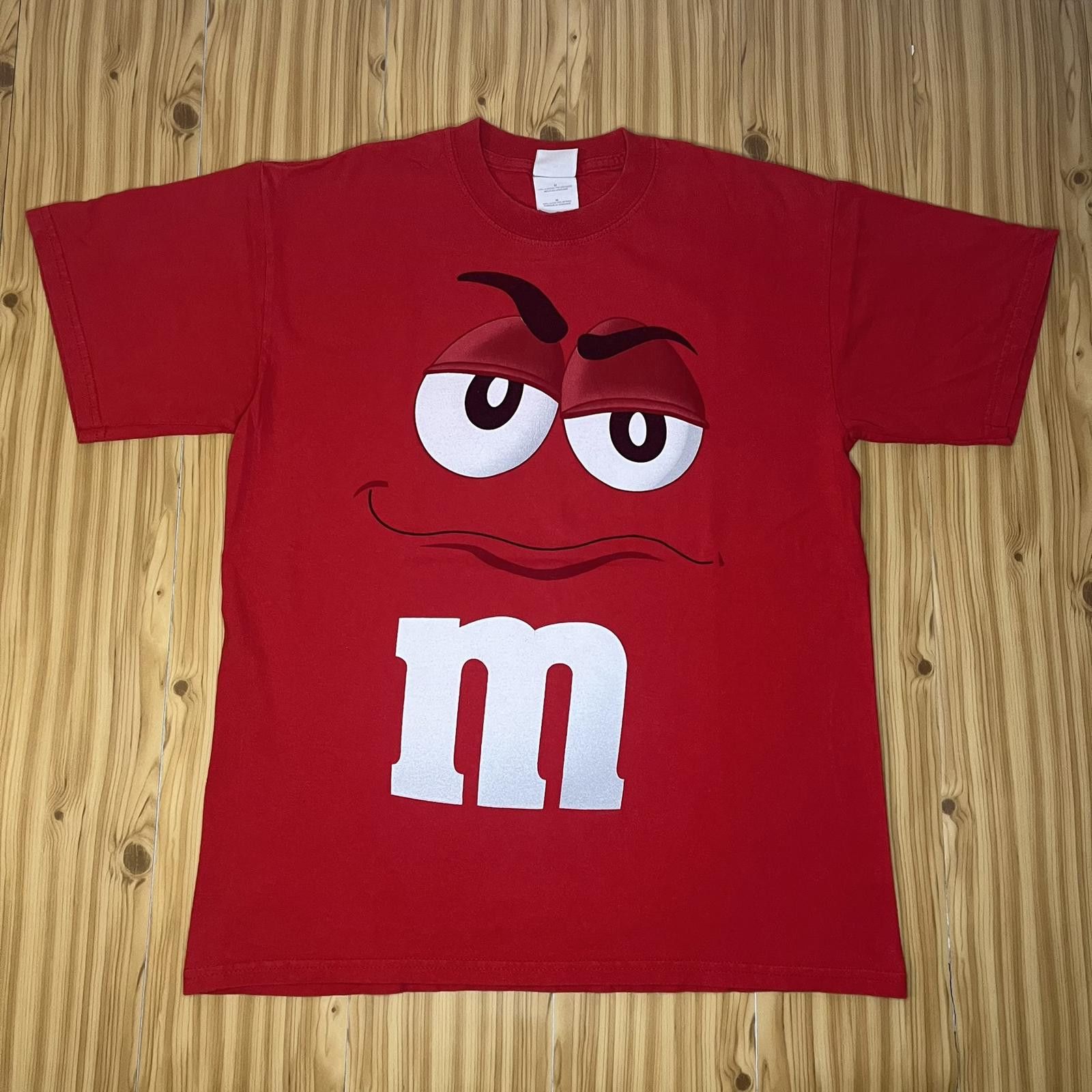 Gildan VTG Red M&M Graphic Tee – Medium Size US M / EU 48-50 / 2 - 1 Thumbnail