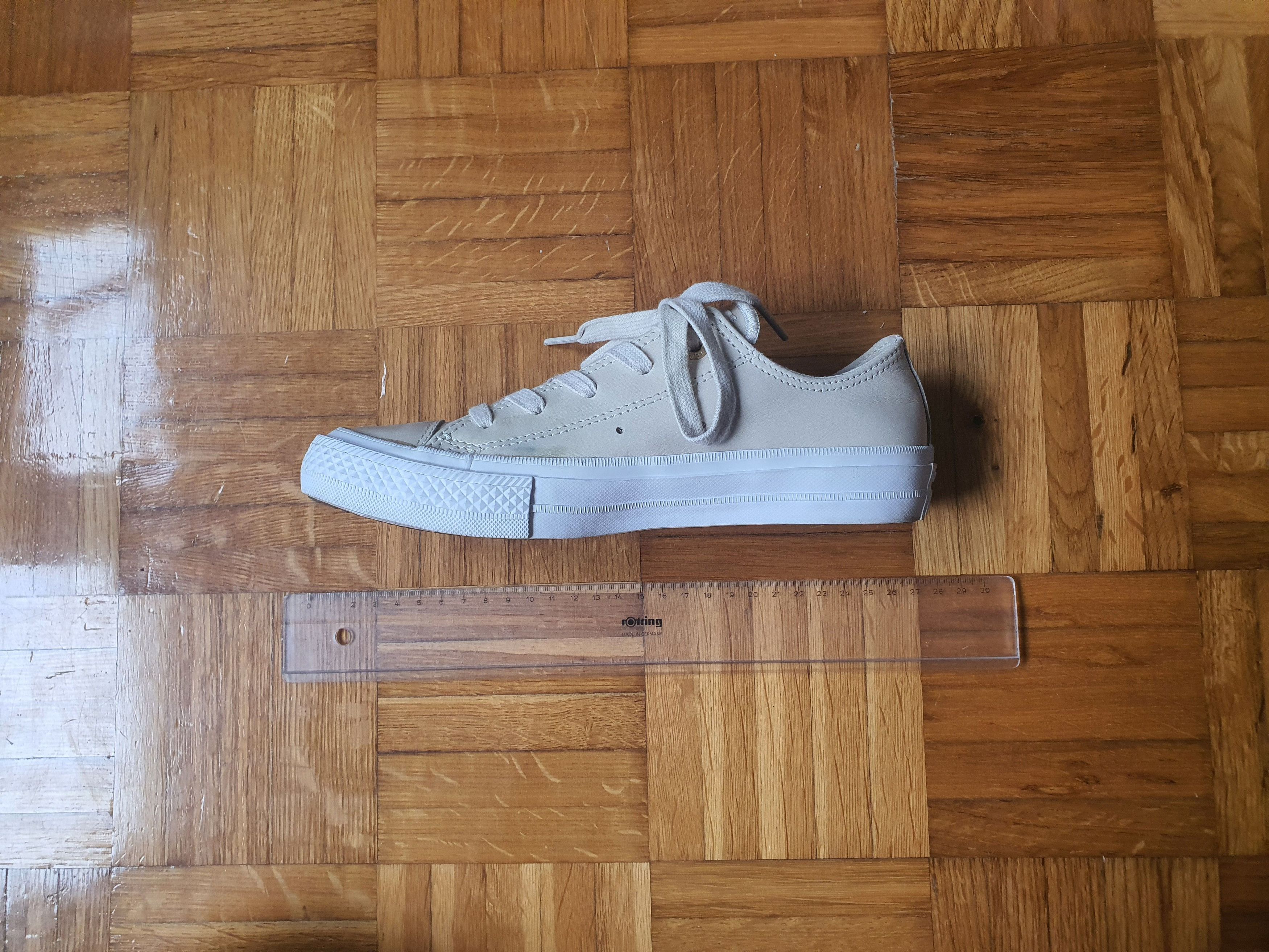 Converse Chuck Taylor II OX (555956C) Trainers - Sz UK 3.5, EU 36 Size US 5.5 / IT 35.5 - 10 Thumbnail