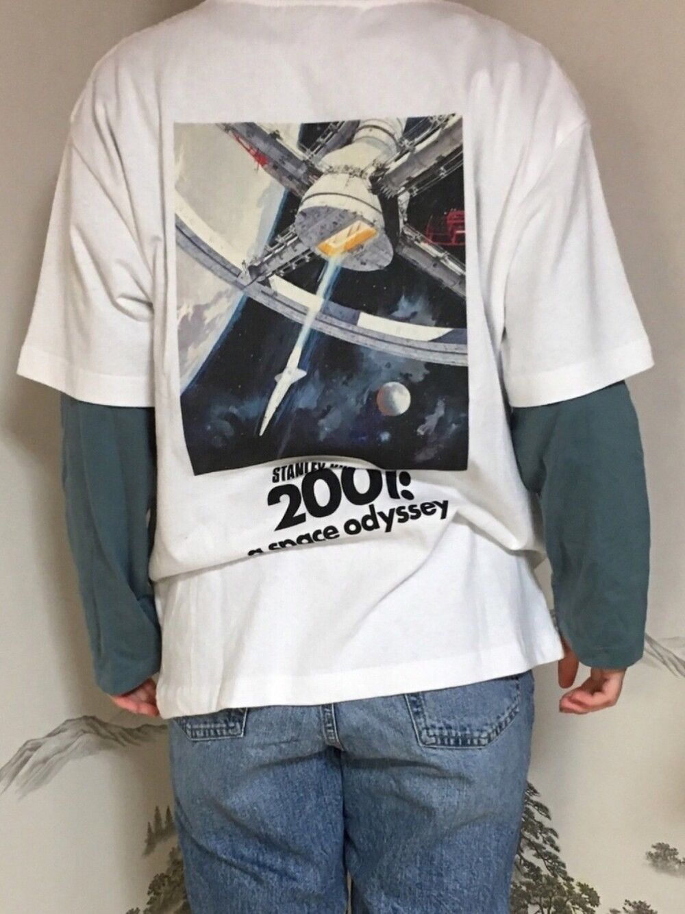 GU Space Odyssey X GU Movie Oversize Design Tshirt Size US L / EU 52-54 / 3 - 3 Thumbnail