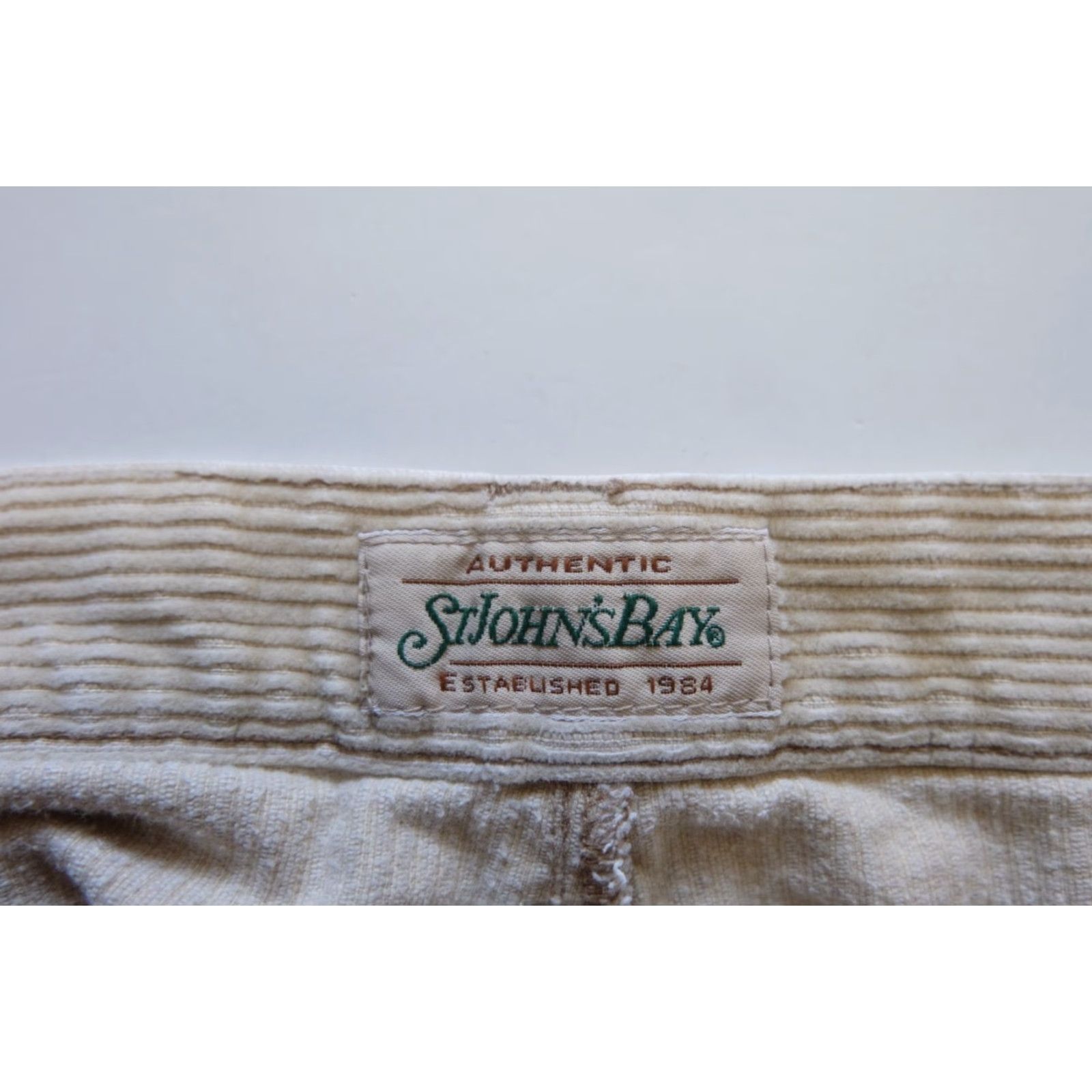 Vintage VINTAGE ST JOHN'S BAY VTG 90s RETRO 9" SHORTS 100% COTTON CORDUROY TAN MEN SZ 36 Size US 36 / EU 52 - 6 Thumbnail