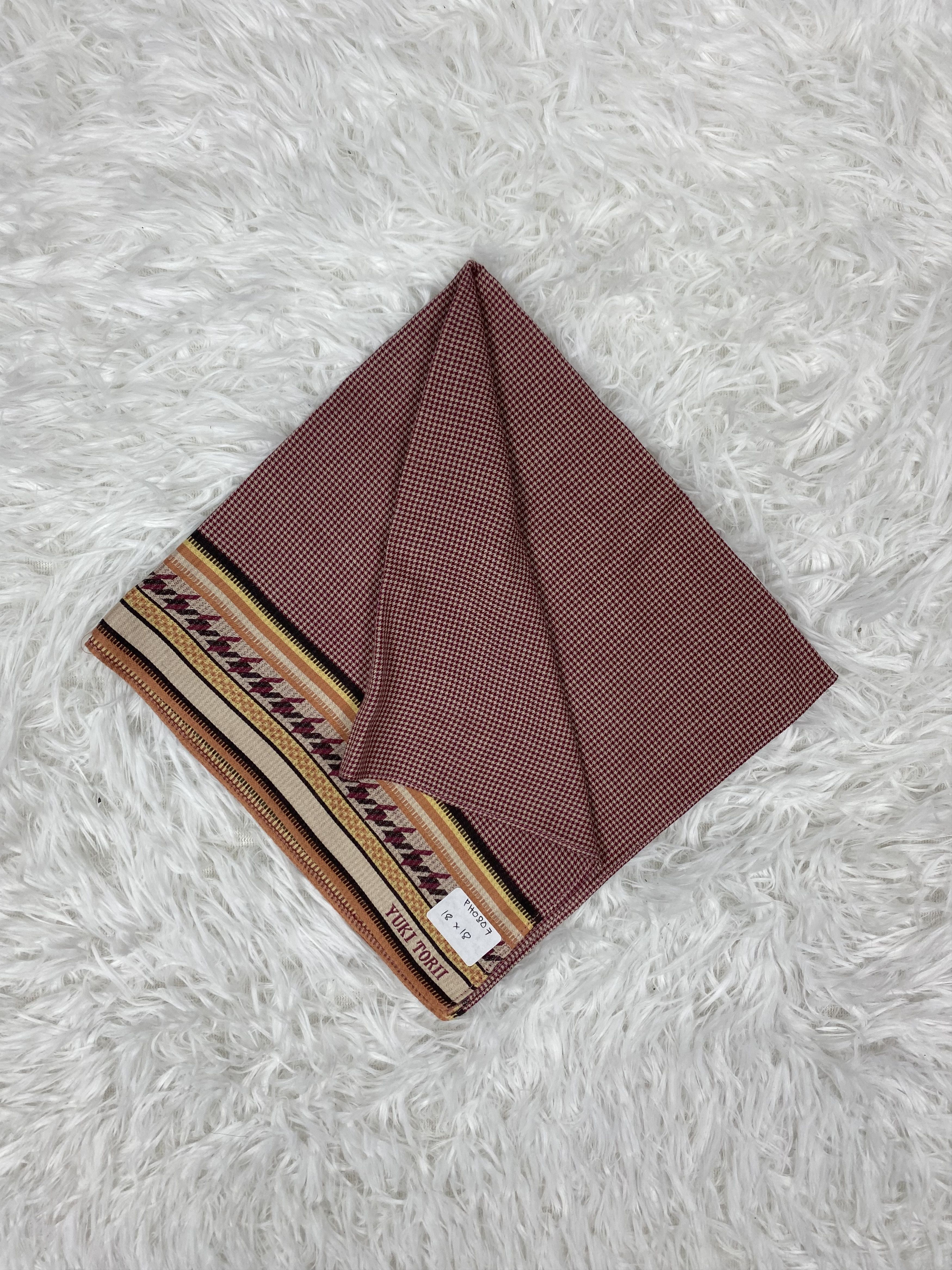 Japanese Brand × Vintage Vintage Yuki Torii Handkerchief Neckerchief PH0807 Size ONE SIZE - 1 Thumbnail