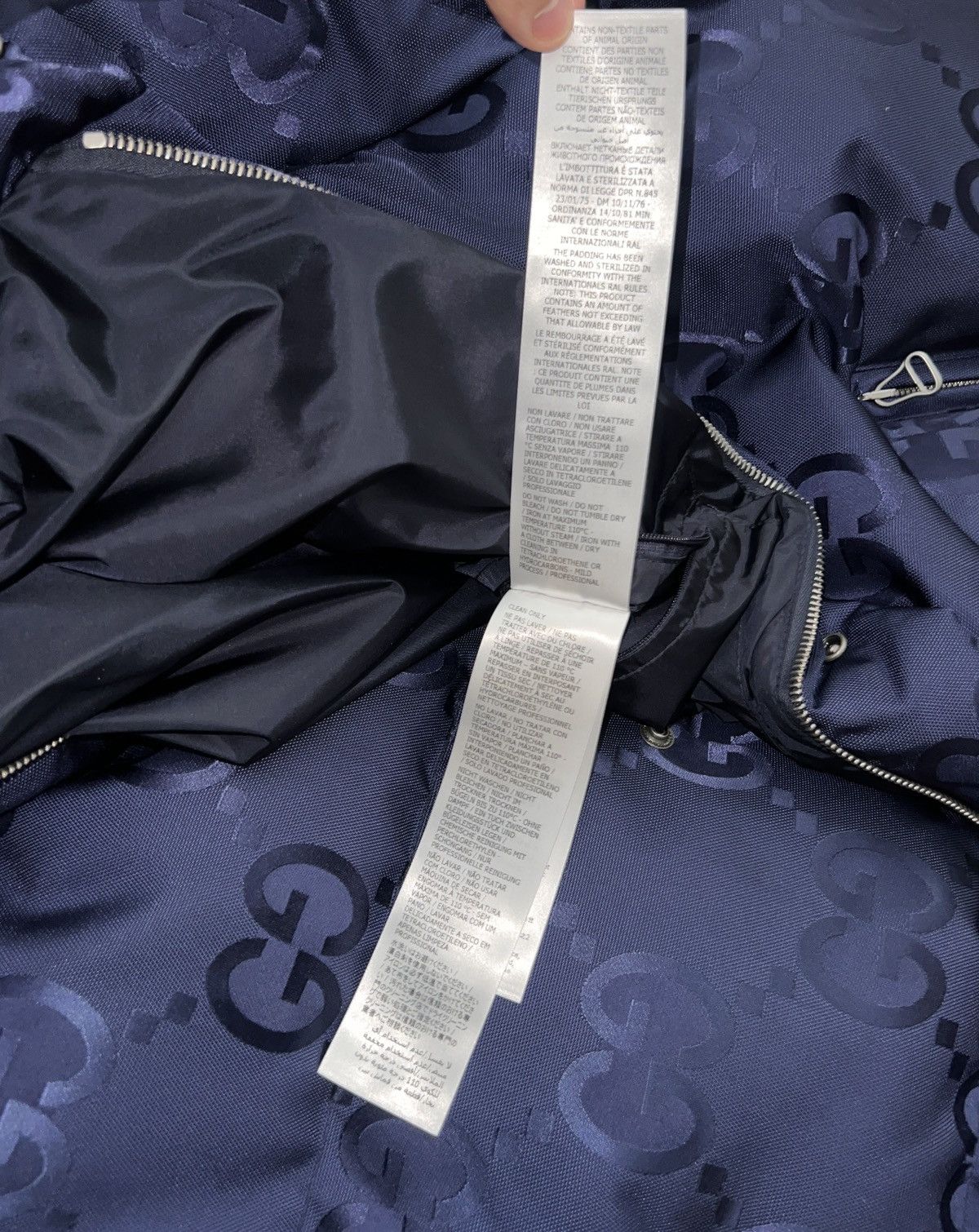 Gucci Gucci jumbo logo jacket 54 Size US L / EU 52-54 / 3 - 10 Thumbnail