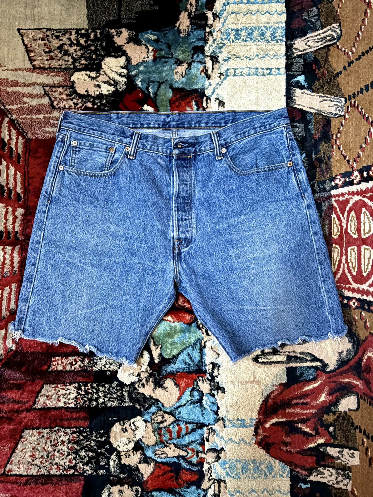 Levi's Levi’s vintage Y2K cut blue denim red tab jorts 36x19” Size US 36 / EU 52 - 2 Thumbnail