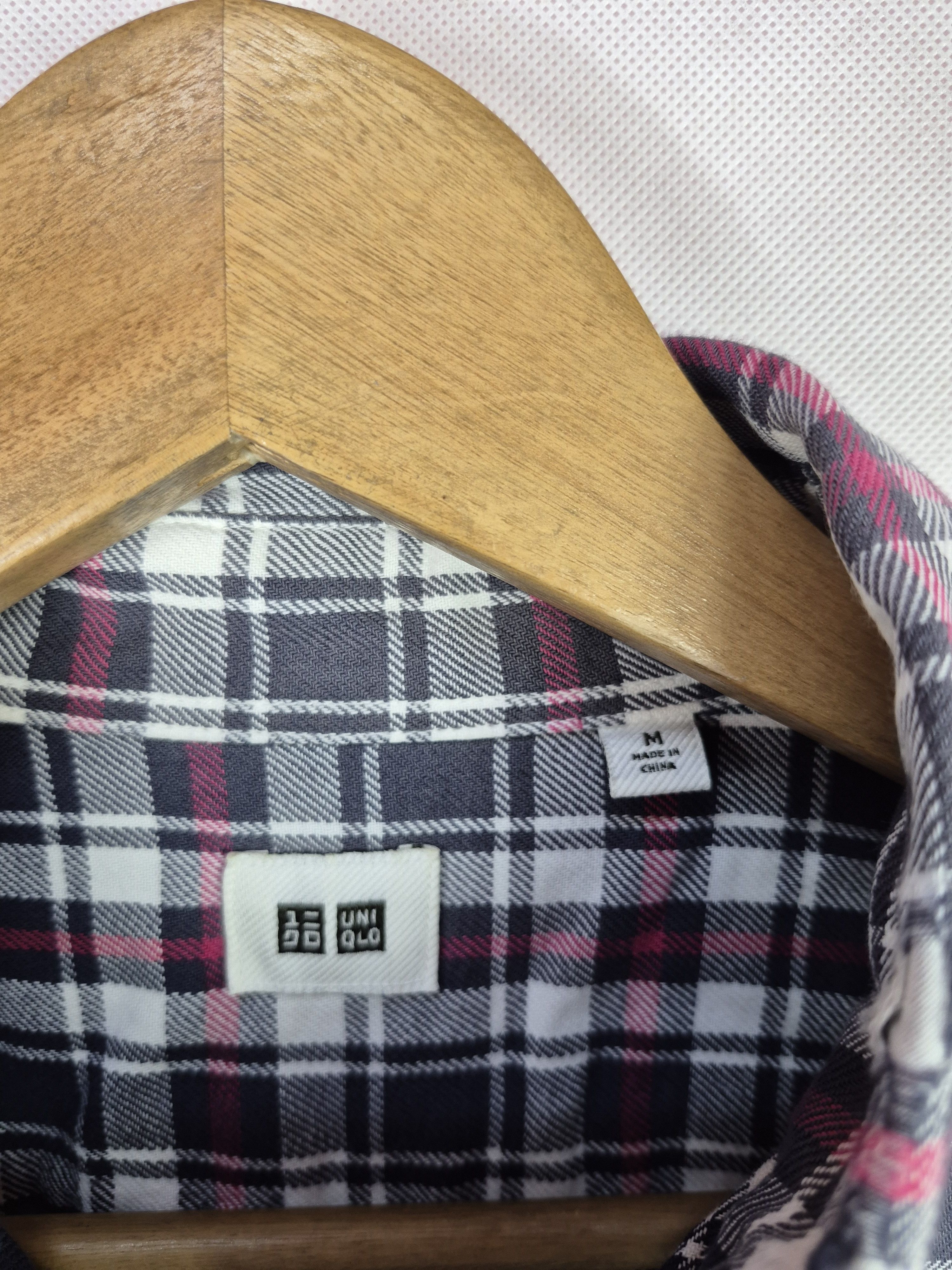 Uniqlo 🔥 Uniqlo Checkered Button Up Shirt Casual Size US M / EU 48-50 / 2 - 3 Thumbnail