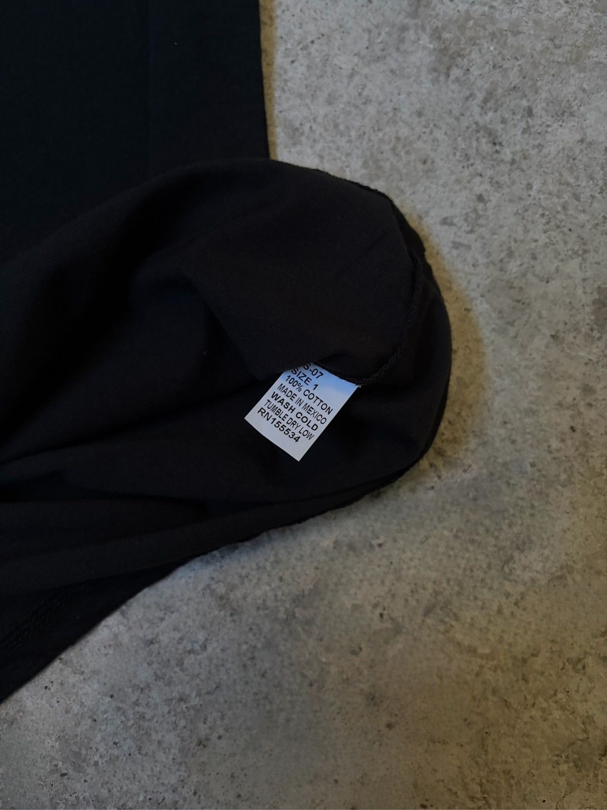 Yeezy YZY TS-07 Black T-Shirt (Mexico Concert Merch) Size US M / EU 48-50 / 2 - 3 Thumbnail
