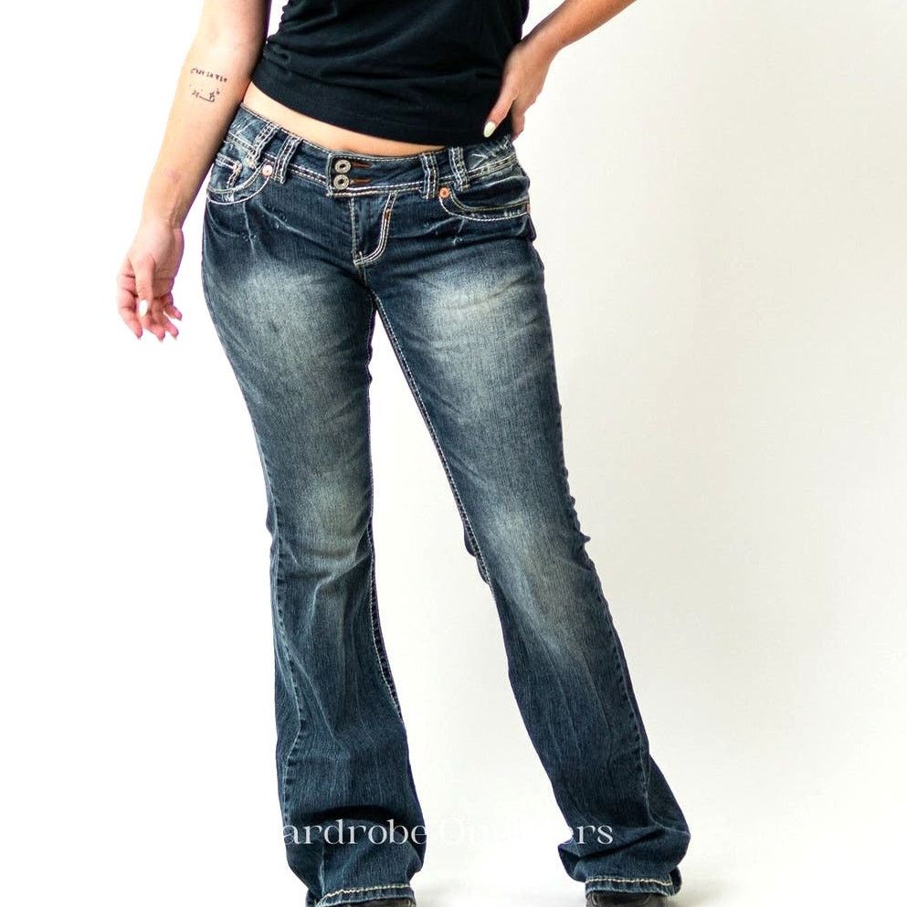 Vintage Vintage Y2K Angels Low Rise Flare Boot Cut Jeans Size 28" / US 6 / IT 42 - 1 Thumbnail