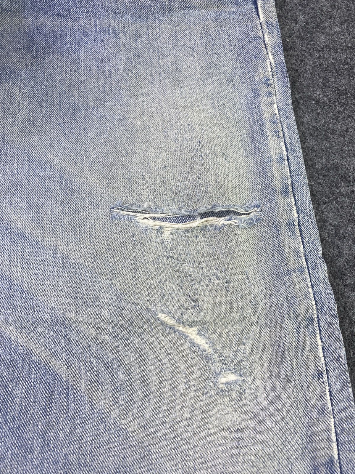 Edwin × Japanese Brand × Jean Edwin 604 Distress Blue Wash Denim - J903 Size US 29 - 13 Thumbnail
