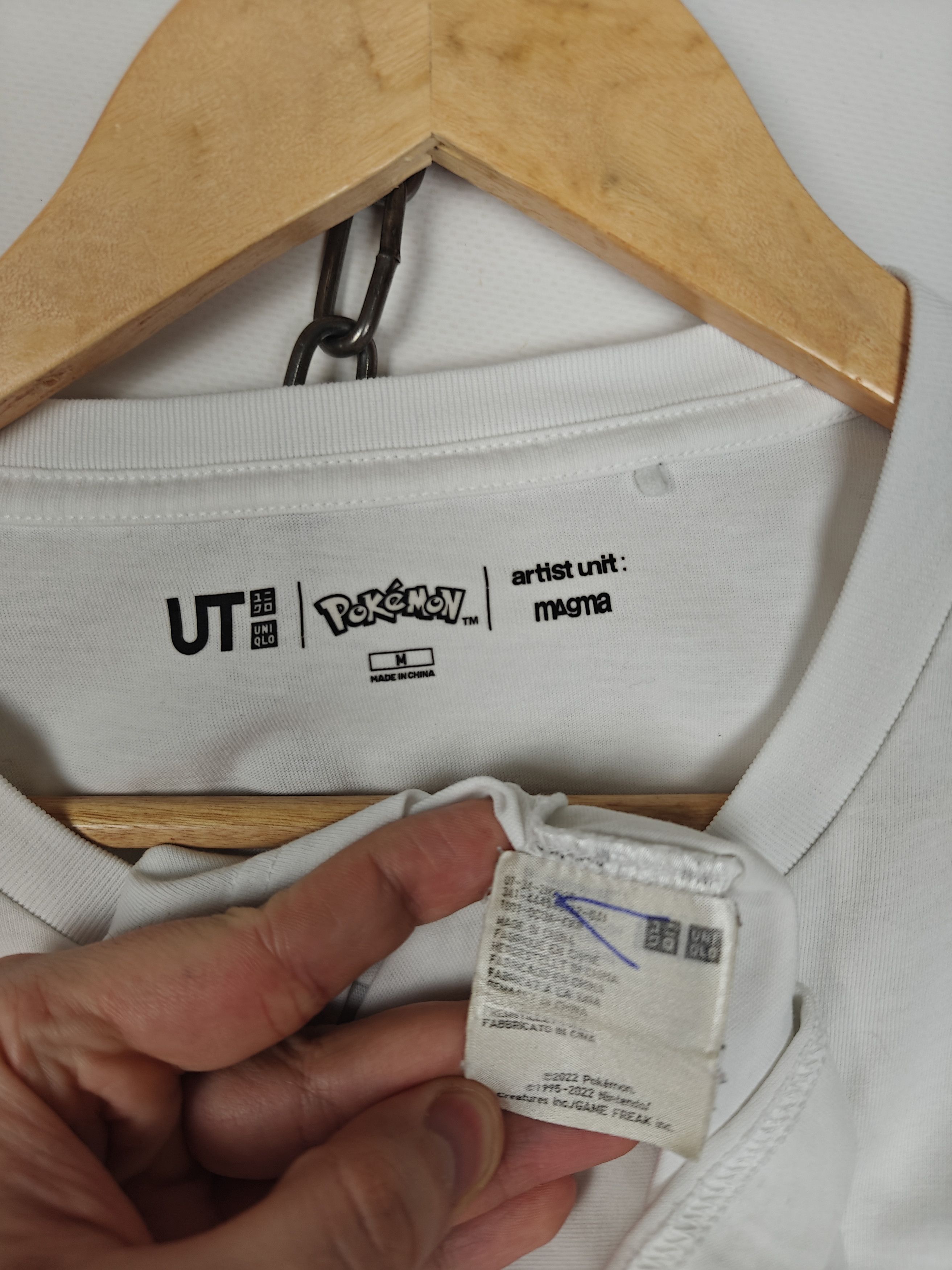 Pokemon × Uniqlo Uniqlo x Pokemon Tee Magma Artist T-Shirt White size M Size US M / EU 48-50 / 2 - 8 Thumbnail