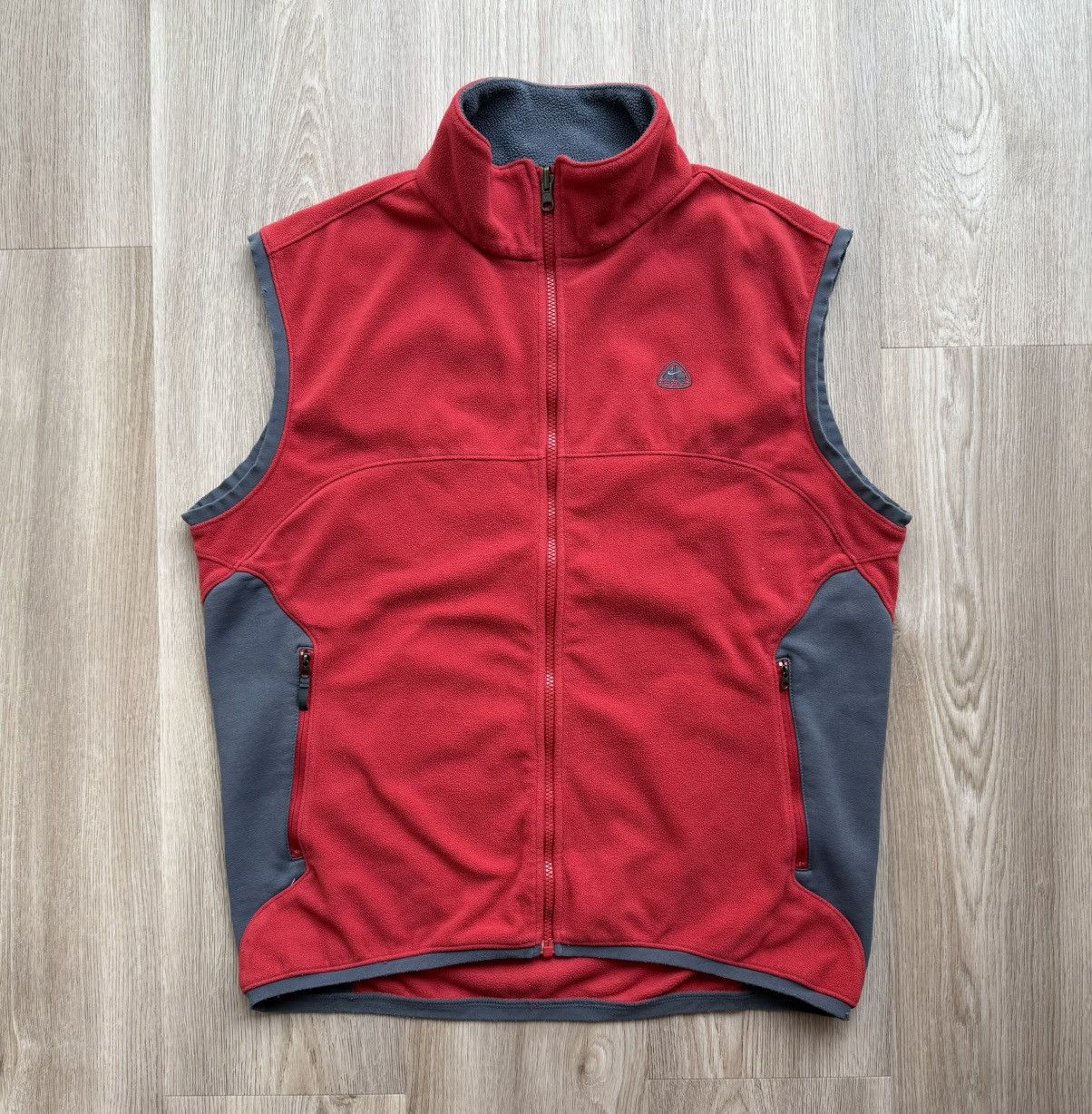 Nike ACG Vintage Nike Acg Red Fleece Vest Therma Fit Size US XL / EU 56 / 4 - 1 Thumbnail