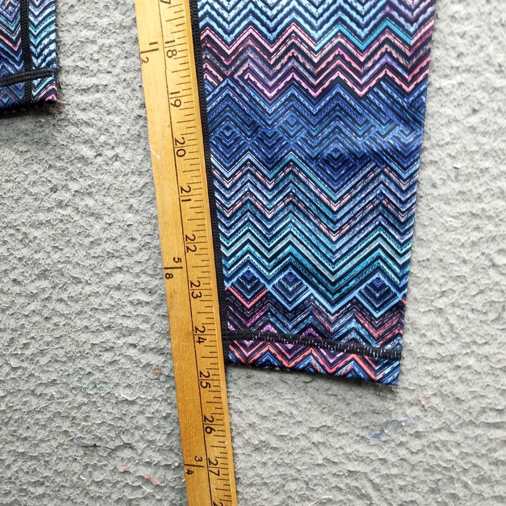 Vintage Ideology Leggings Womens XS Multi Chevron Print Fitness Running Mid-Rise Pull On Size 26" / US 2 / IT 38 - 5 Thumbnail
