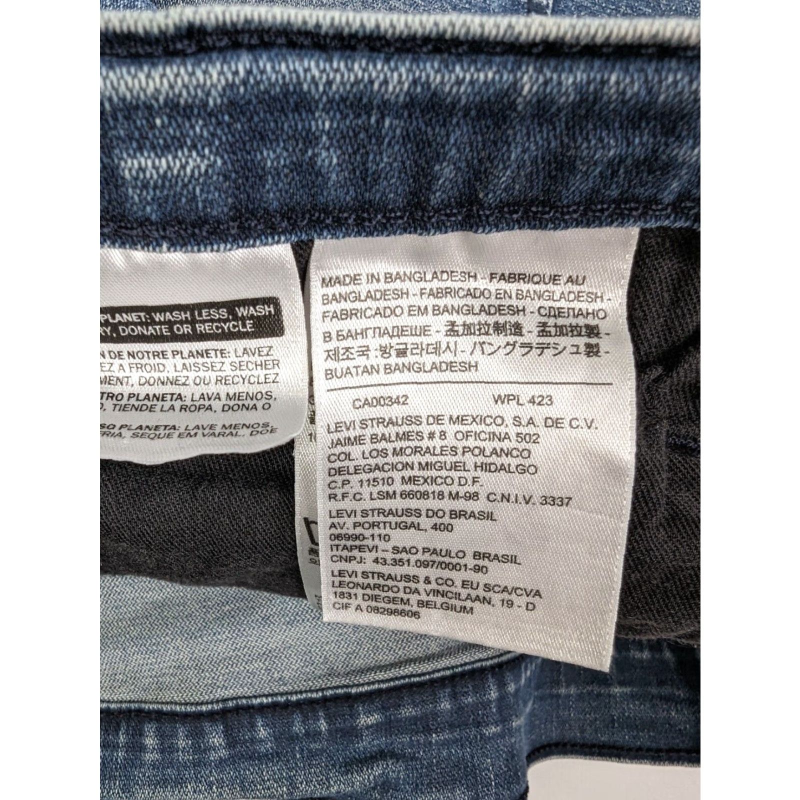 Levi's Levi's 569 Blue Denim Jean Shorts Stretch Rugged Work Wear Skater Men's Size 42 Size US 42 / EU 58 - 7 Thumbnail