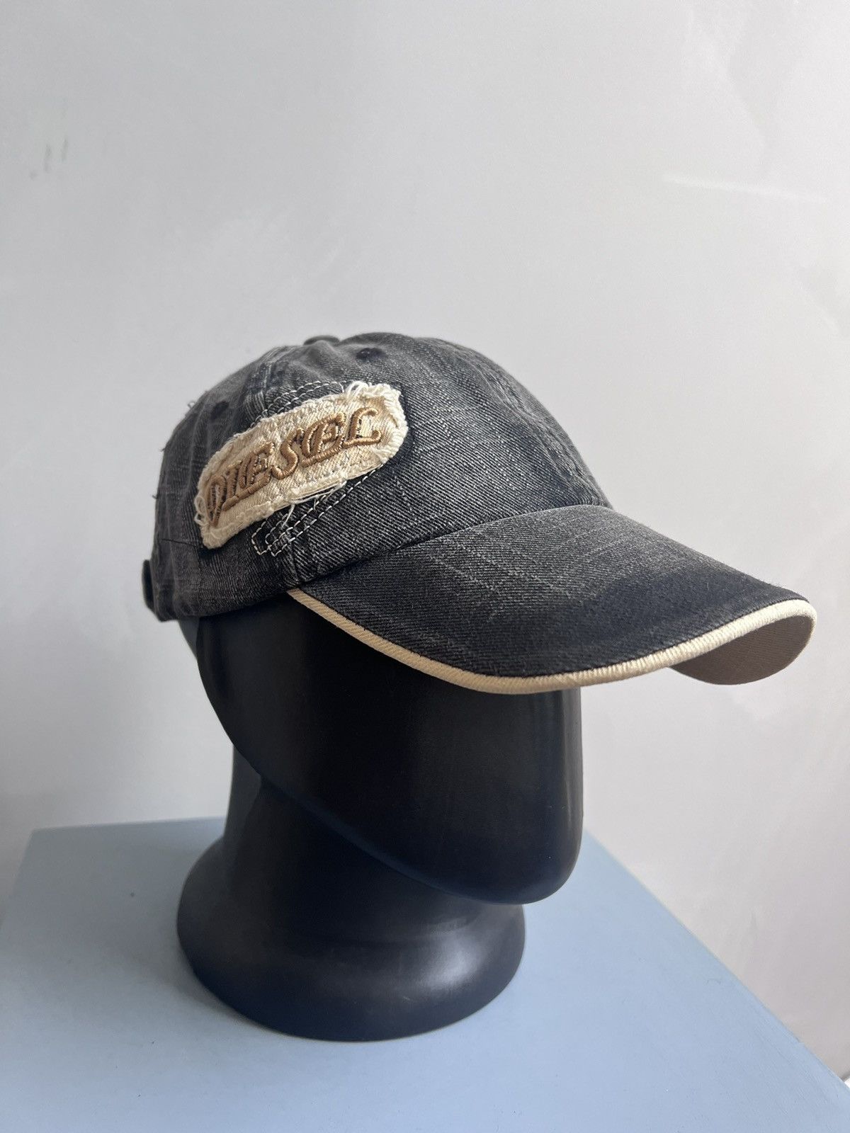 Diesel × Vintage Diesel Avantgarde Japanese Style Unisex Hat/Cap Rhinestones Size ONE SIZE - 1 Thumbnail