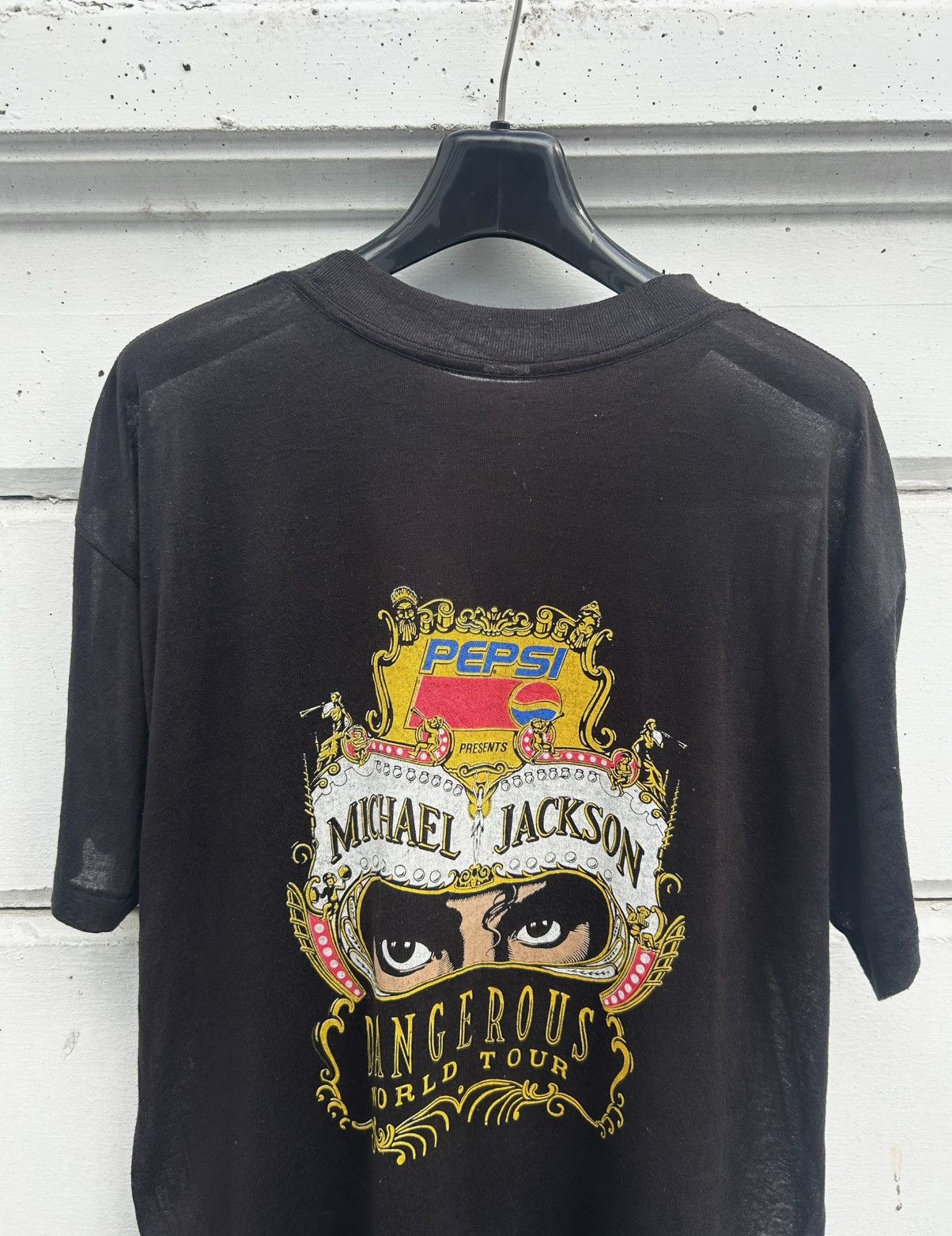 Band Tees Rare Vintage Michael Jackson Pepsi Dangerous Tour 1980 Size US L / EU 52-54 / 3 - 5 Thumbnail