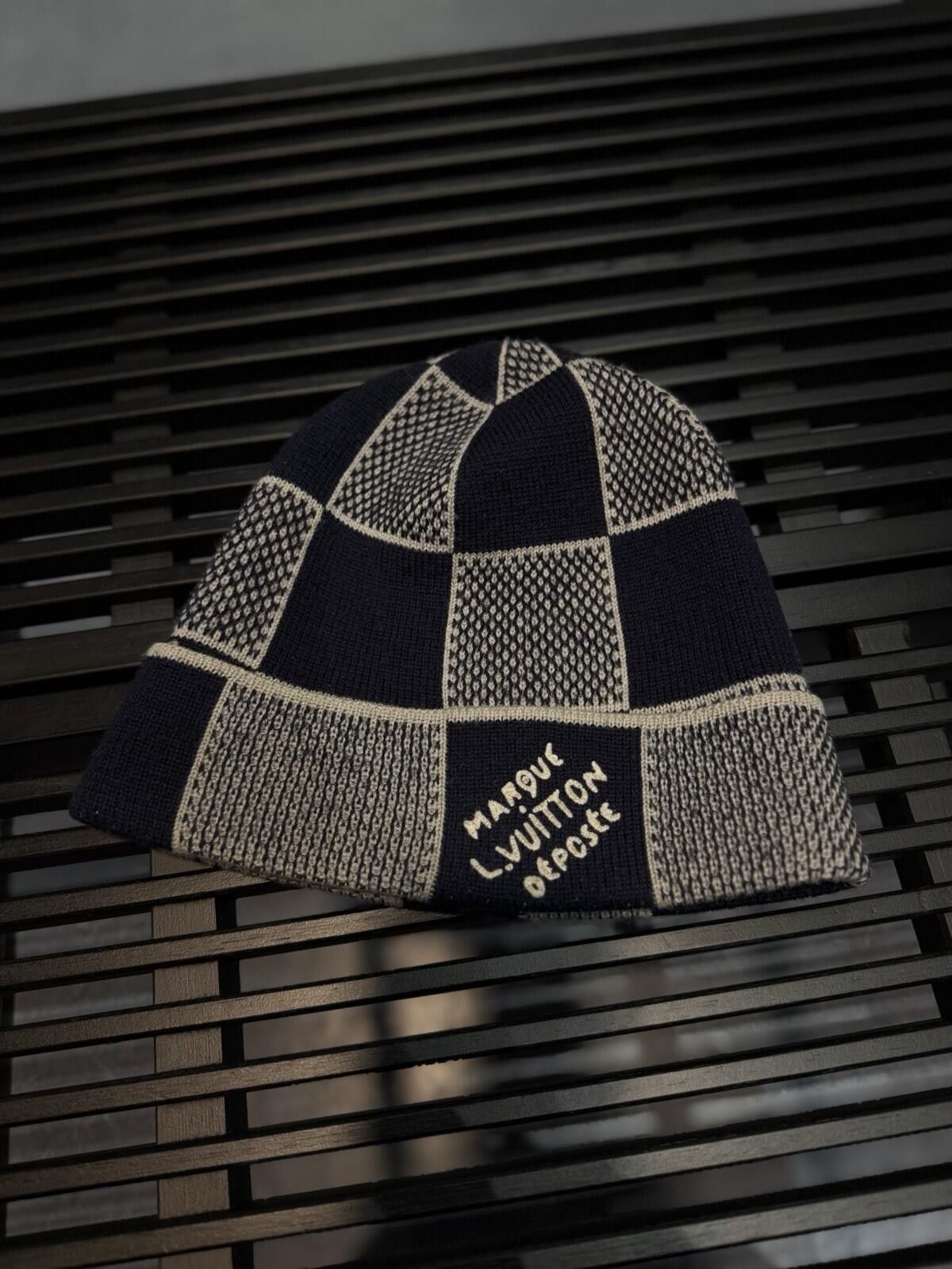 Louis Vuitton Louis Vuitton Men's Knit Beanie Hat LV $595 Blue Grey Size ONE SIZE - 4 Thumbnail