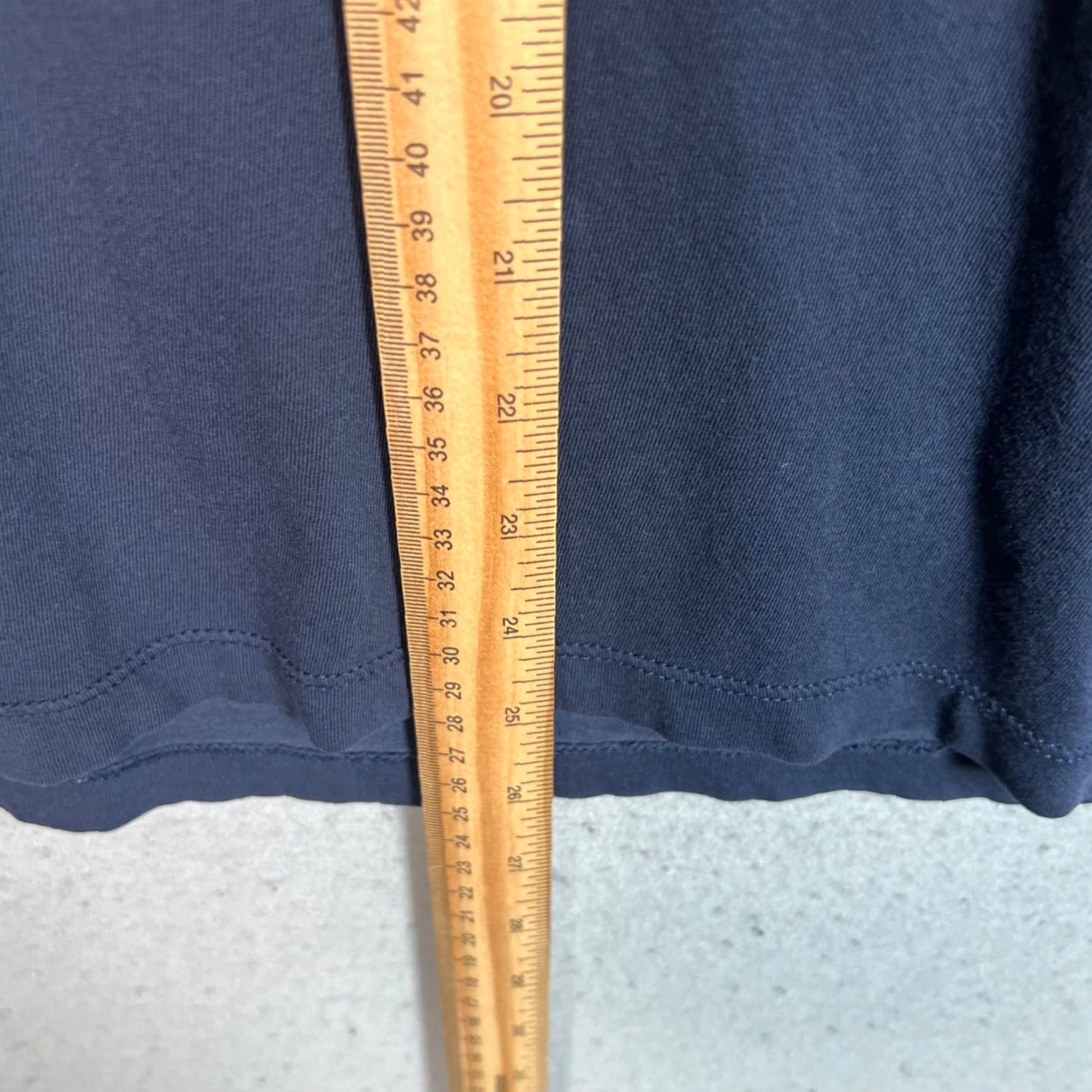 J.Crew J.CREW MEN'S T-SHIRT V-NECK Navy Blue 100% COTTON Medium Short Sleeve Solid Size US M / EU 48-50 / 2 - 6 Thumbnail