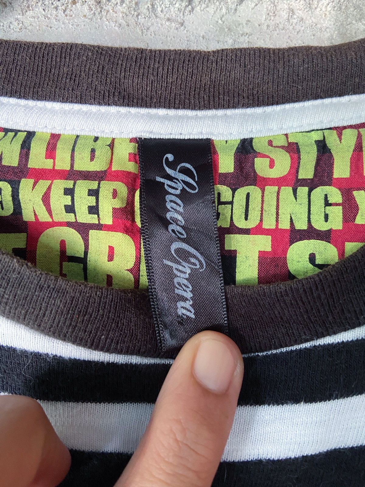 Japanese Brand RESPECT HOLD A TRUE FRIEND STRIPED TEE Size US M / EU 48-50 / 2 - 6 Thumbnail