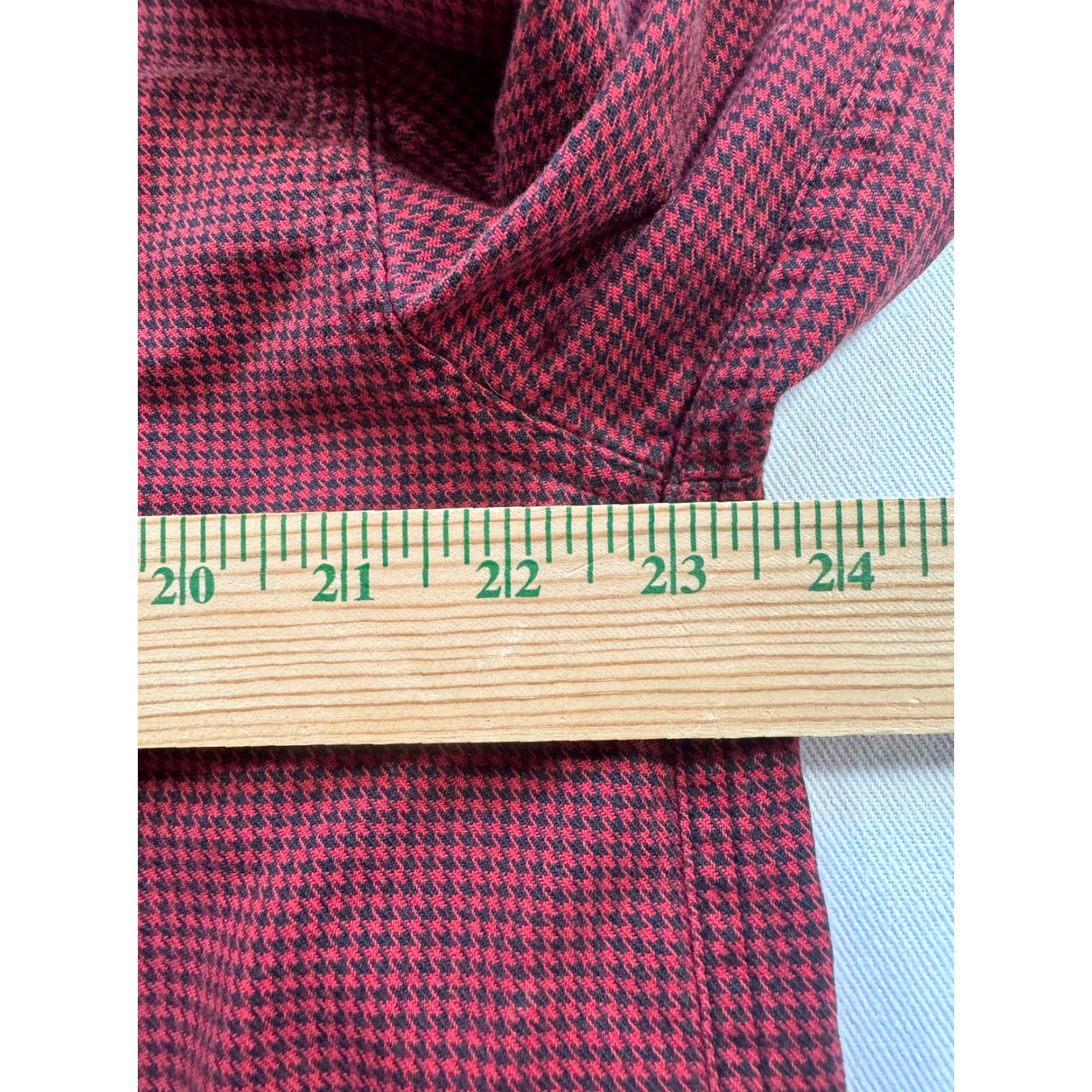 Vintage L.L. Bean Long Sleeve Button-Up Mens Large Red 1968 Geometric Pattern Cotton Shirt Size US L / EU 52-54 / 3 - 5 Thumbnail