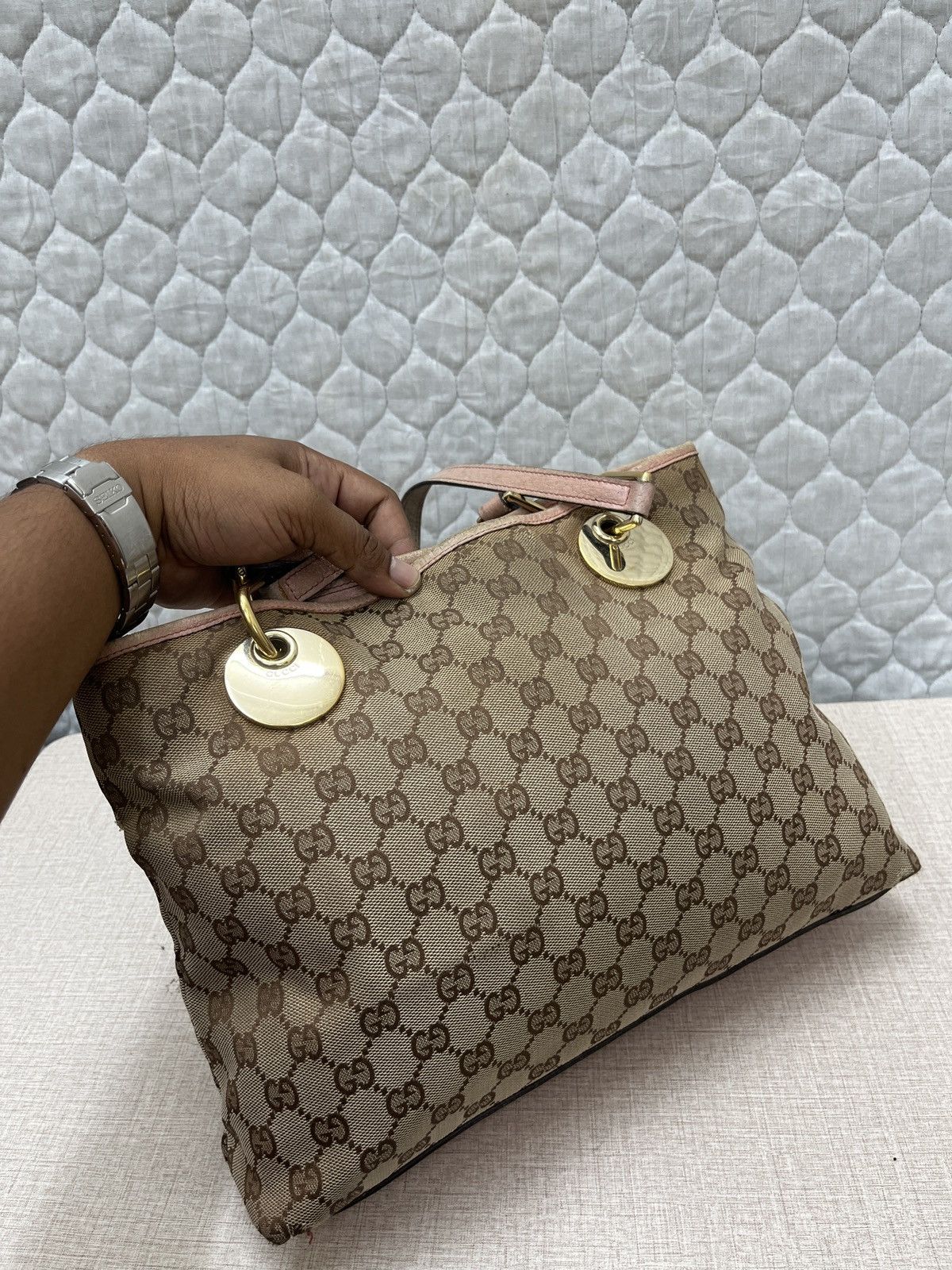 Gucci 🔥🔥🔥STEALS GUCCI HANDBAG Size ONE SIZE - 4 Thumbnail