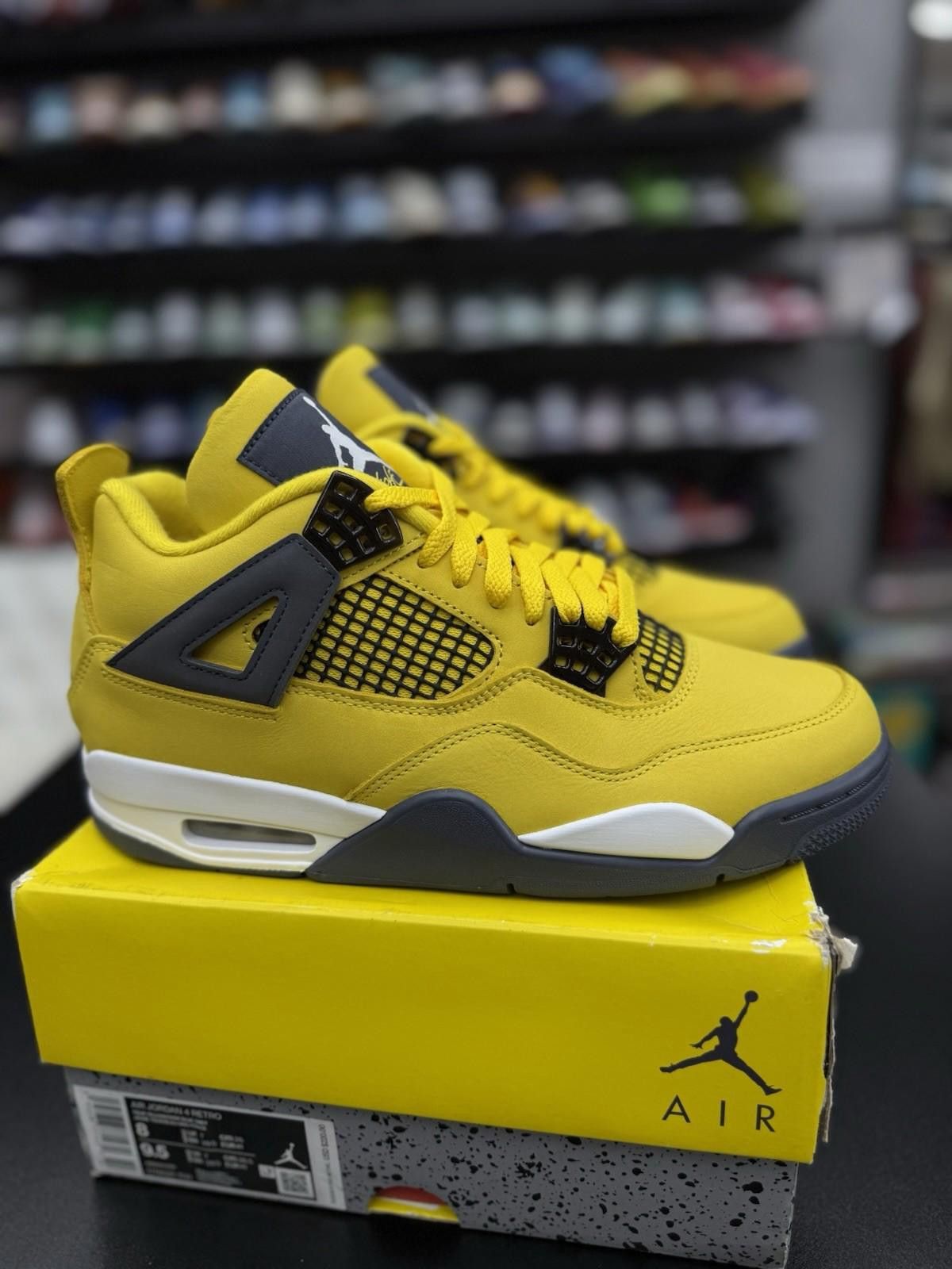Nike Nike Air Jordan 4 Retro Lightning Size 8 CT8527-700 2021 Size US 8 / EU 41 - 2 Thumbnail