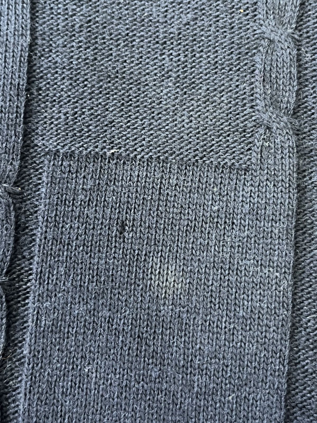 Lacoste Vintage Luxury Knitwear Lacoste MADE IN FRANCE 🇫🇷 Size US XL / EU 56 / 4 - 4 Thumbnail