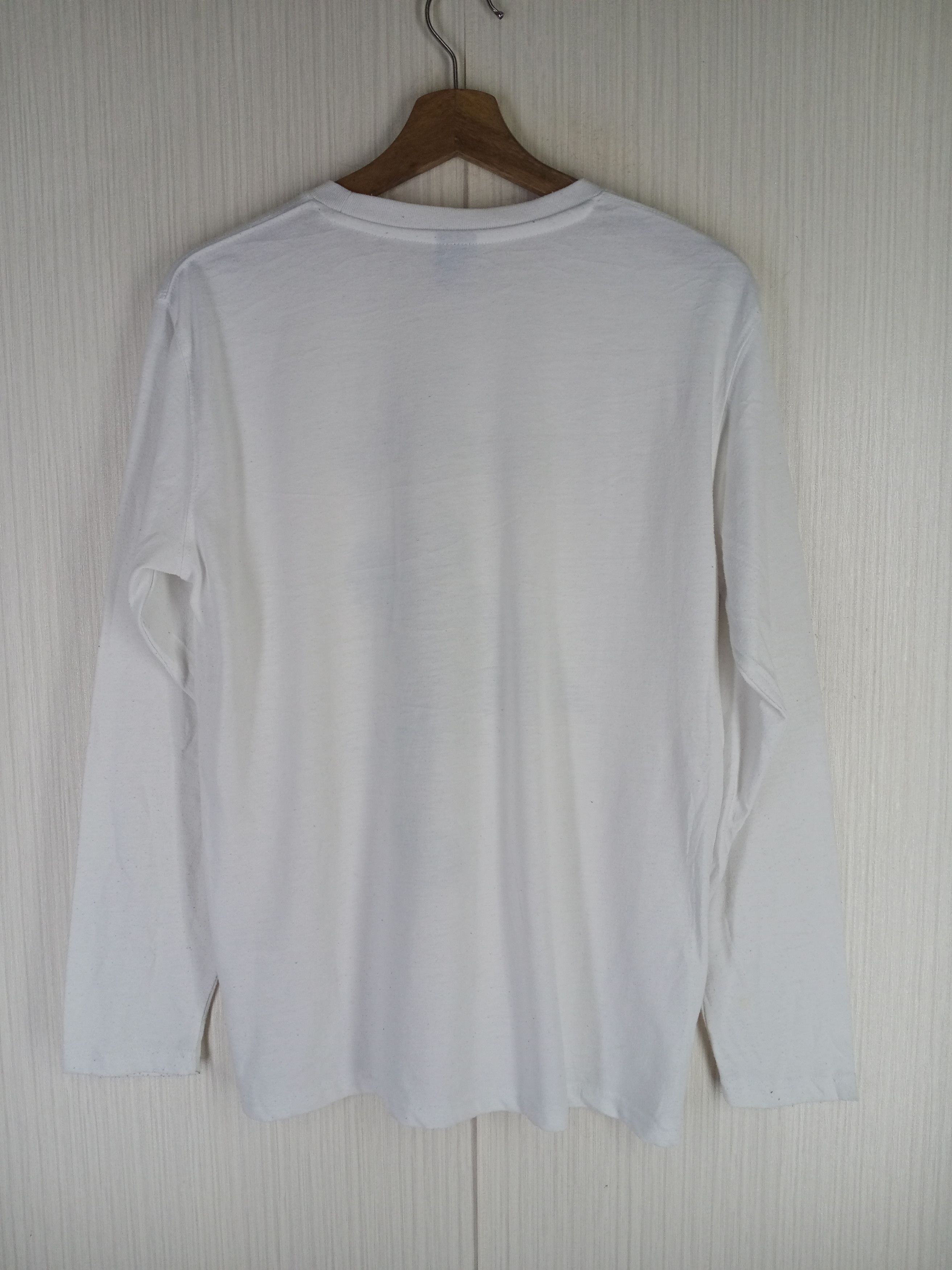 Disney Vintage Y2K Disney Kingdom Hearts Mickey L/S Tshirt Size US L / EU 52-54 / 3 - 8 Thumbnail