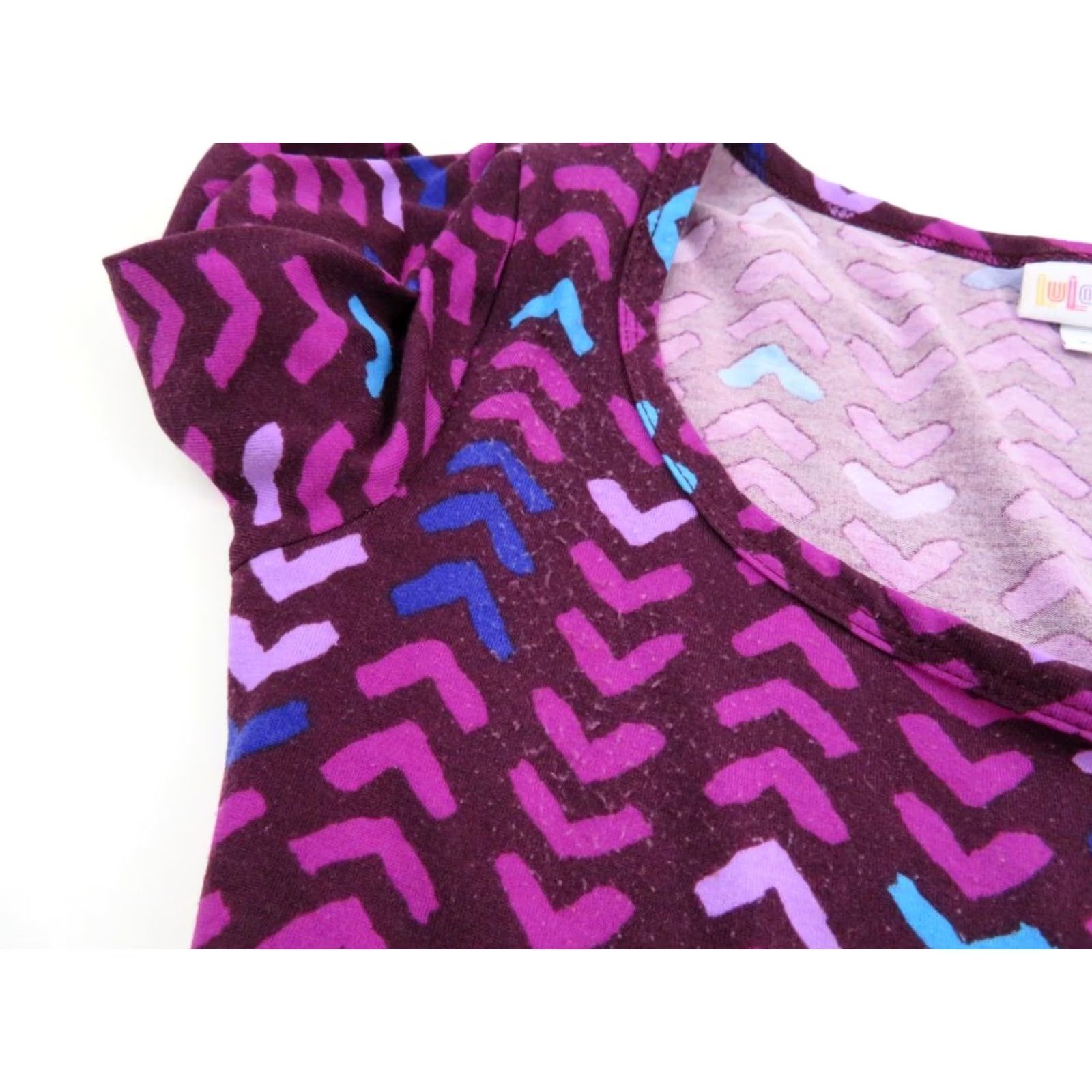 Vintage LuLaRoe Nicole Dress XS Pink Arrows Geometric A-Line Fit & Flare Womens Size XS) Size XS / US 0-2 / IT 36-38 - 4 Thumbnail