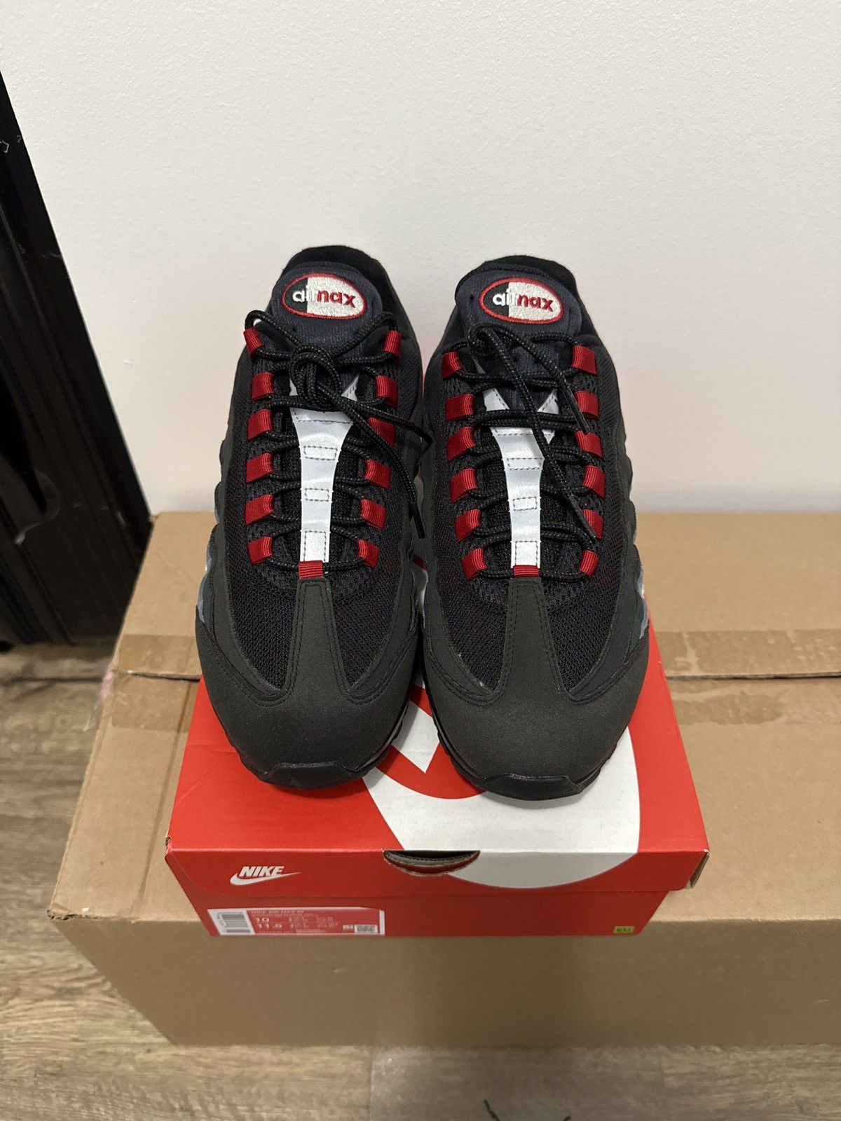 Nike Nike Air Max 95 "Liverpool FC" Big Bubble Size US 10 / EU 43 - 4 Thumbnail