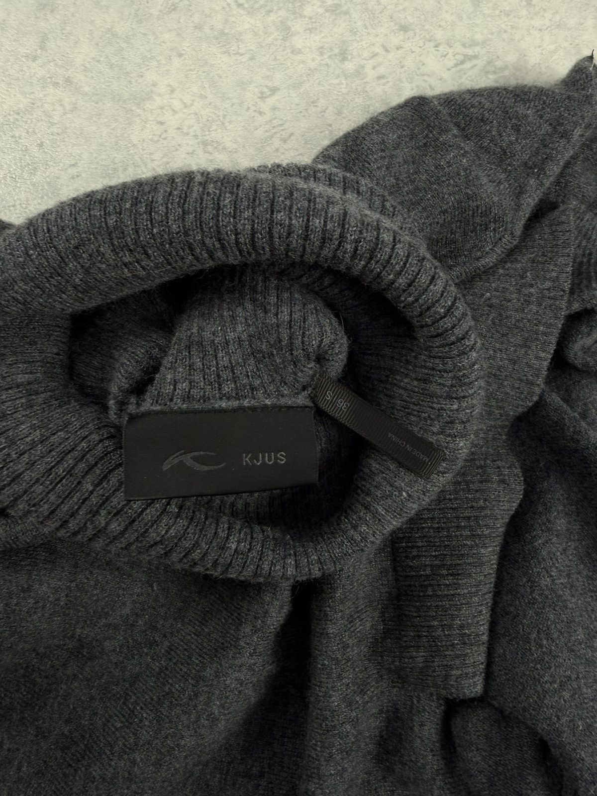 KJUS KJUS Wool Cashmere Turtleneck Sweater Tree Graphic Size S / US 4 / IT 40 - 9 Thumbnail