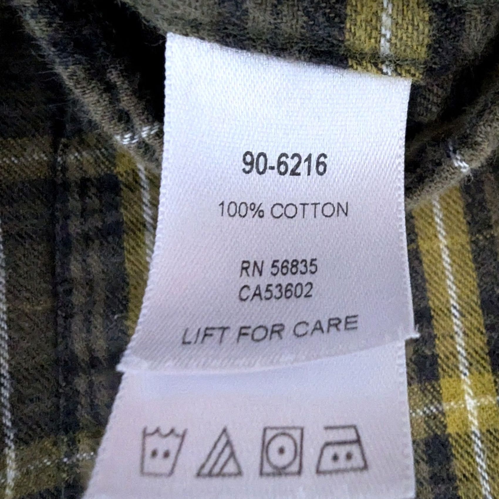 Vintage Cabelas Button-Down Shirt Plaid Flannel Mens M Green Yellow Black 100% Cotton Regular Fit Long Sleeve Button-Up Chest Pocket Vintage: No Size US M / EU 48-50 / 2 - 7 Thumbnail