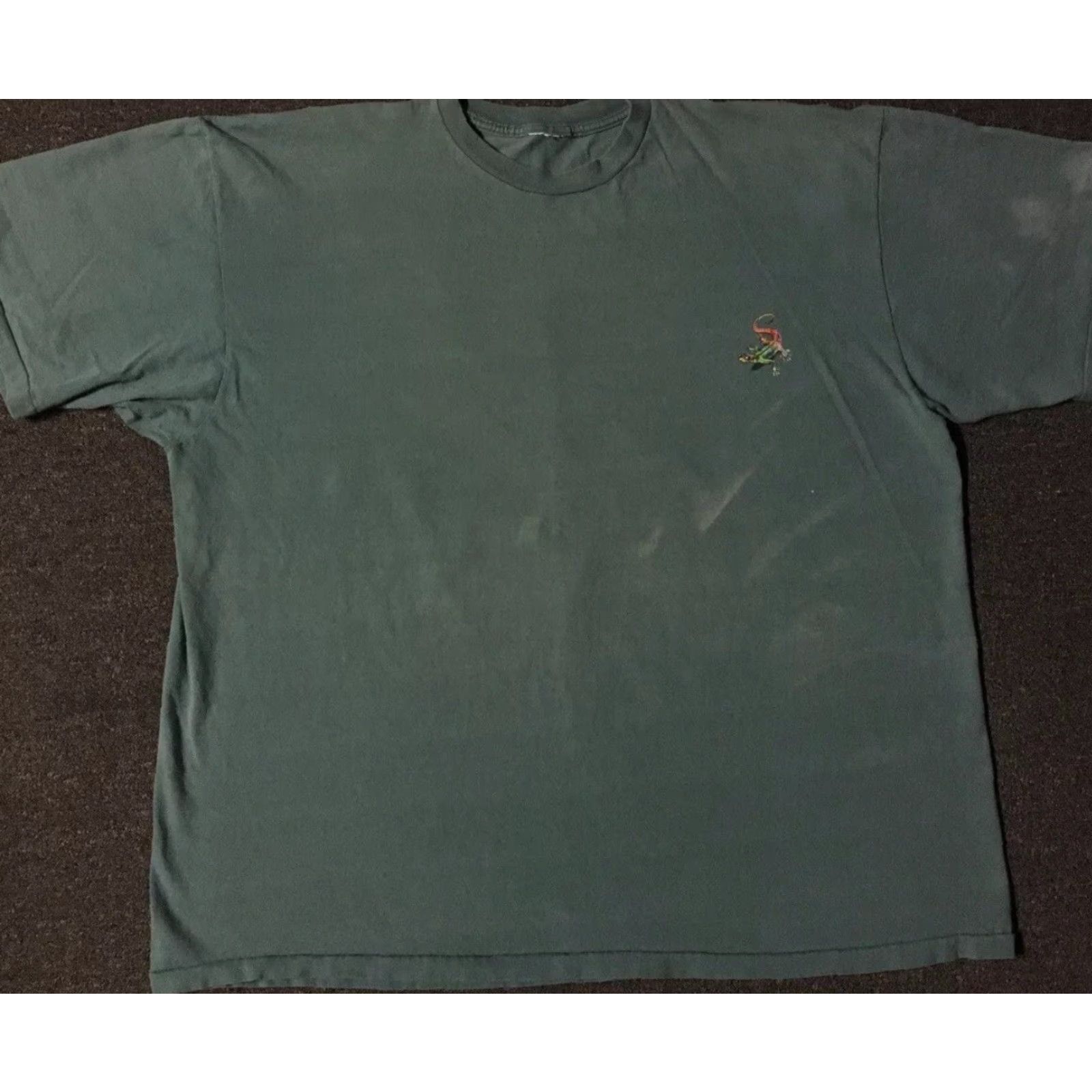 Vintage VINTAGE 90s Gecko Moonlight Bay Faded Shirt 2XL Green Surf Beach Hawaii Grunge Ocean Tropical USA Men T-Shirt Short Sleeve Size US XXL / EU 58 / 5 - 2 Thumbnail