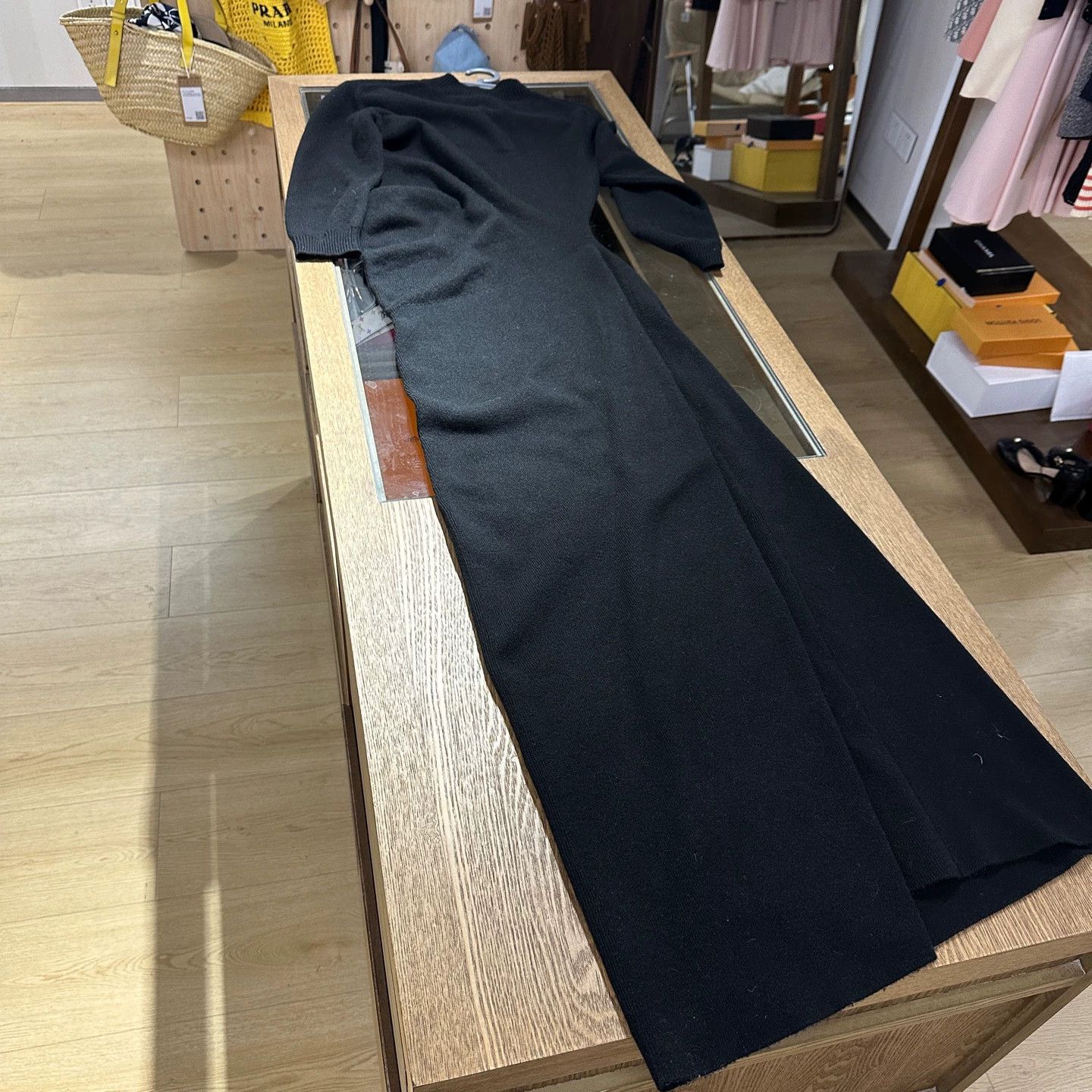 Loro Piana Loro Piana jan770 cashmere irregular long dress 42EU Size M / US 6-8 / IT 42-44 - 2 Thumbnail