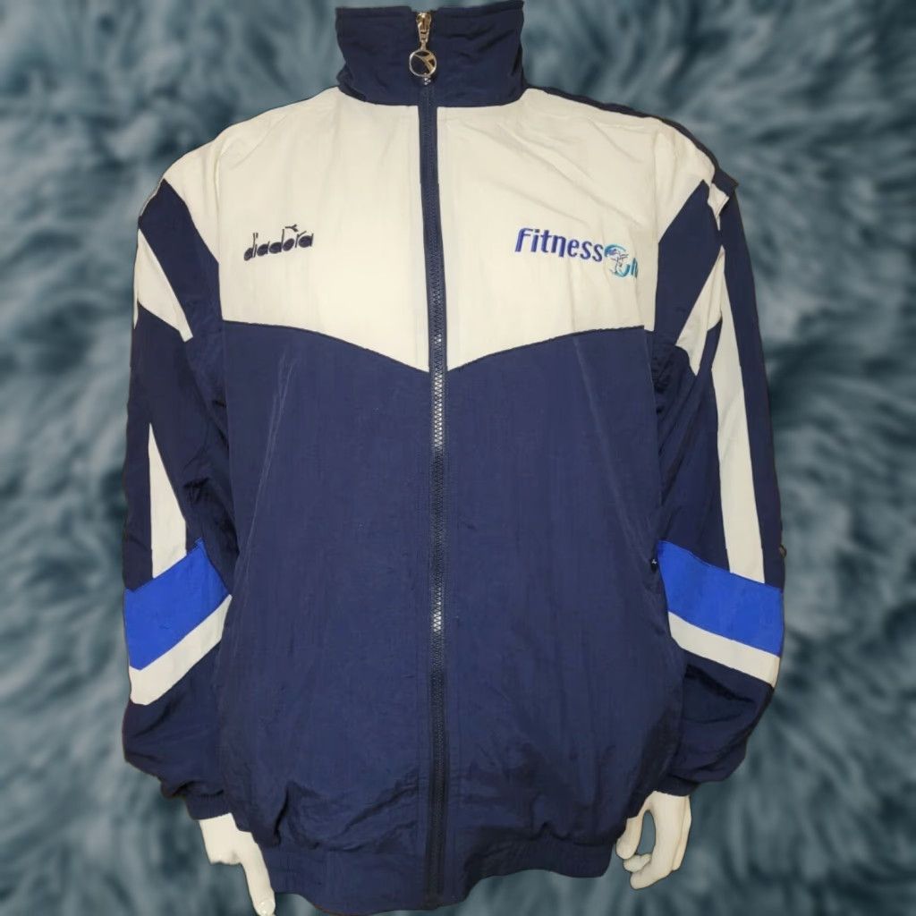 Diadora VTG 90s Diadora Fitness One Jacket Windbreaker Zip Large Men Diadora Nylon Blue Athletic Lightweight Geometric 80s 90s Sports Jacket Mens Size US L / EU 52-54 / 3 - 1 Thumbnail