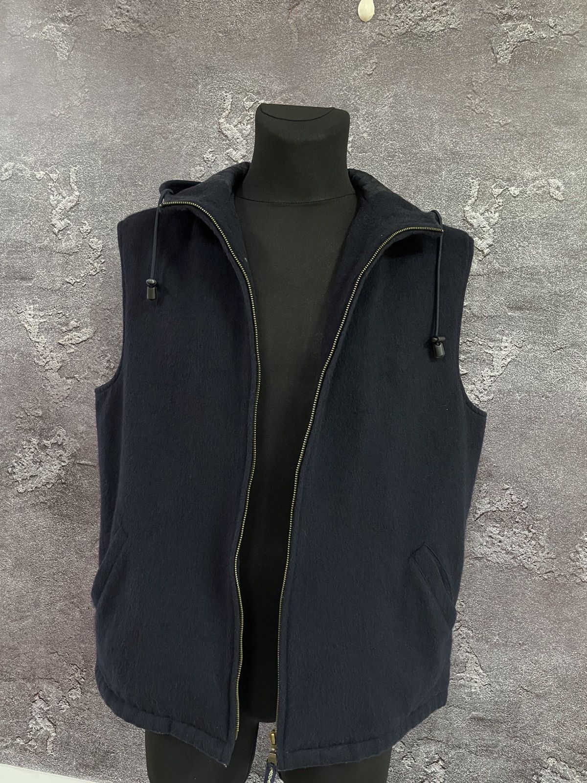 Aquascutum Aquascutum Of London Wool Hood Gilet/Vest Size L/XL Size US L / EU 52-54 / 3 - 2 Thumbnail