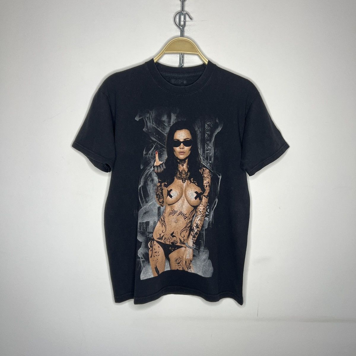 Band Tees × Vintage Vintage Tshirt Y2K Boobs Sexy Chick Girl Ass Full Print Size US M / EU 48-50 / 2 - 1 Thumbnail
