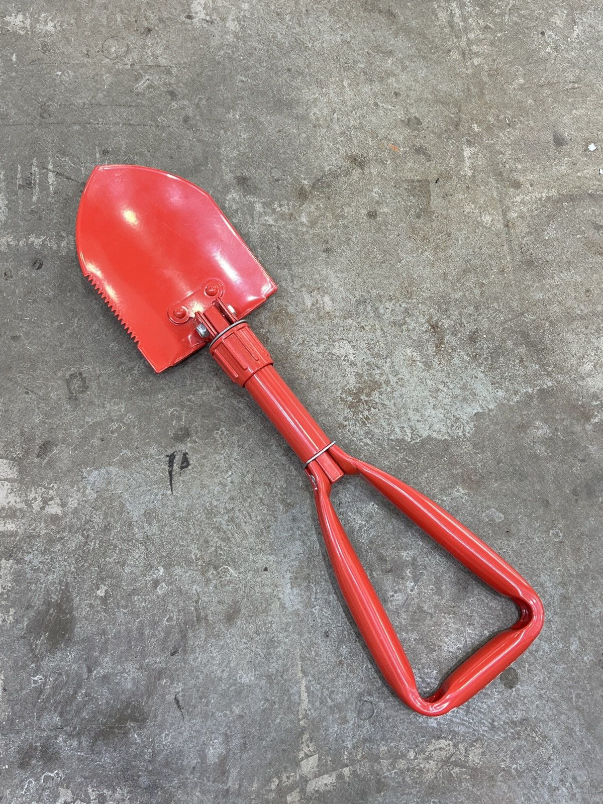 Supreme Supreme SOG Pocket Shovel Size ONE SIZE - 1 Thumbnail