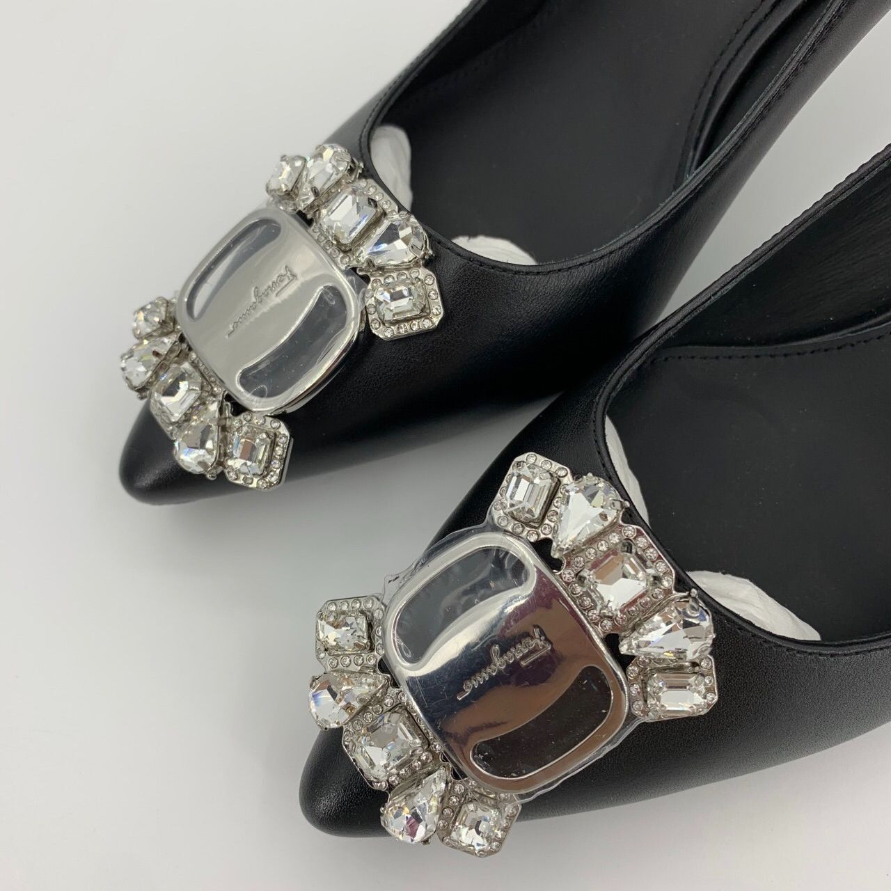 Salvatore Ferragamo Salvatore Ferragamo Black Leather Heels With Crystal Buckle Size US 7 / IT 37 - 5 Thumbnail