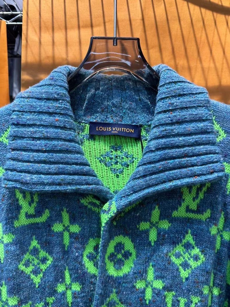 Louis Vuitton Louis Vuitton Wool Cardigan with Print -2505 Size US XXL / EU 58 / 5 - 2 Thumbnail